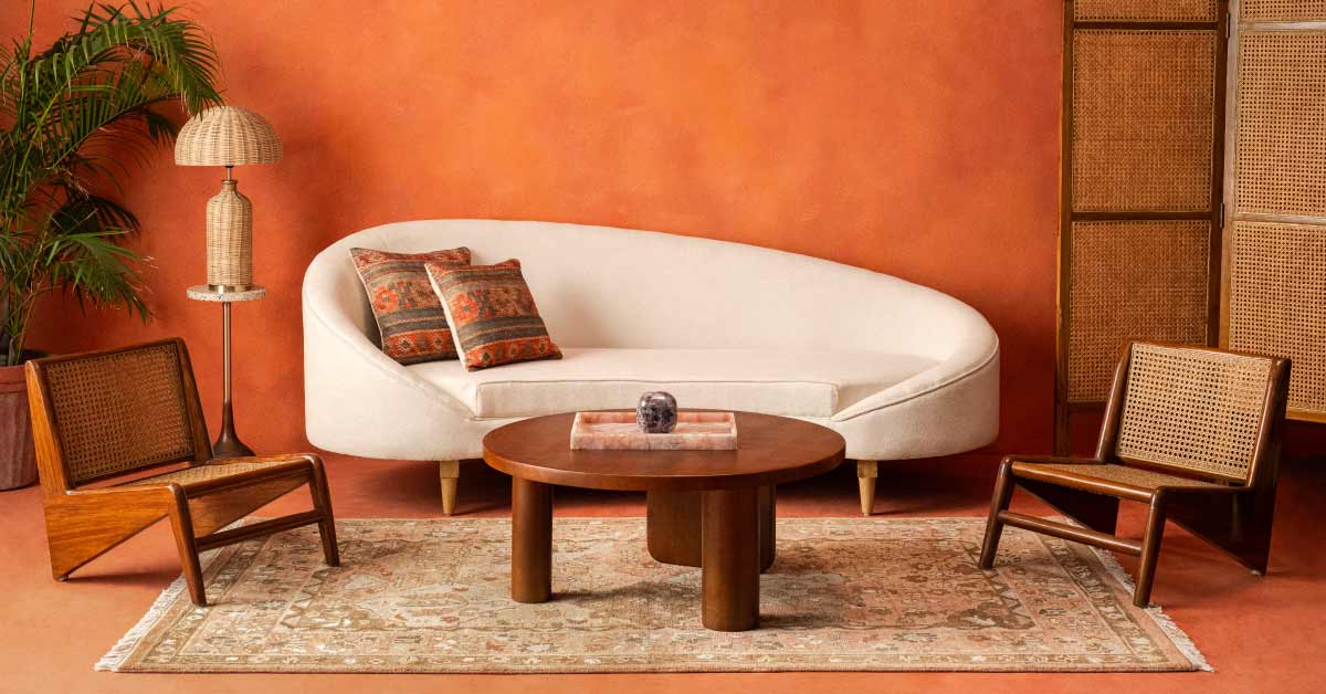 How to Create a Warm and Inviting Living Room for Festive Gatherings