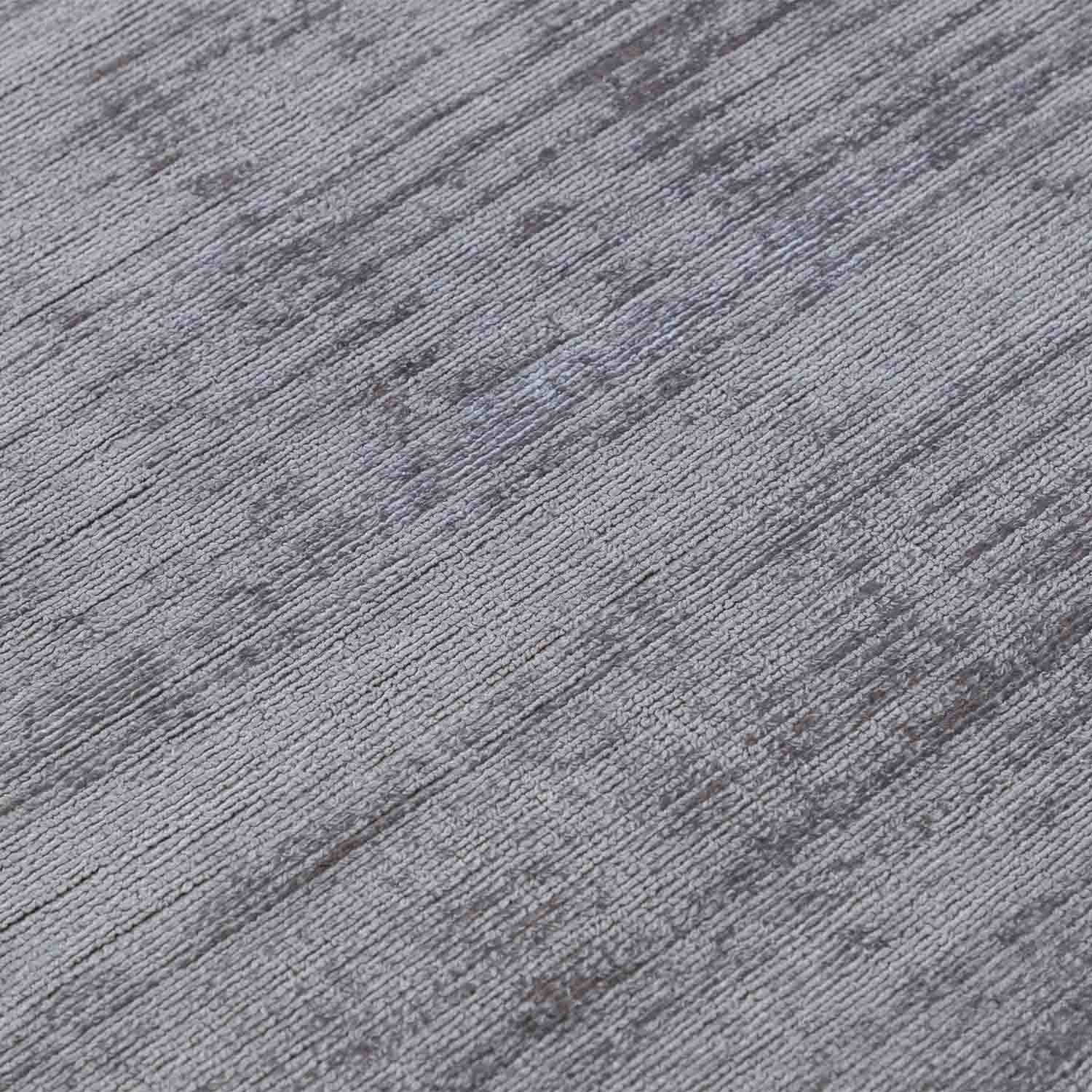 Flux Loom Knotted Banana Silk Rug