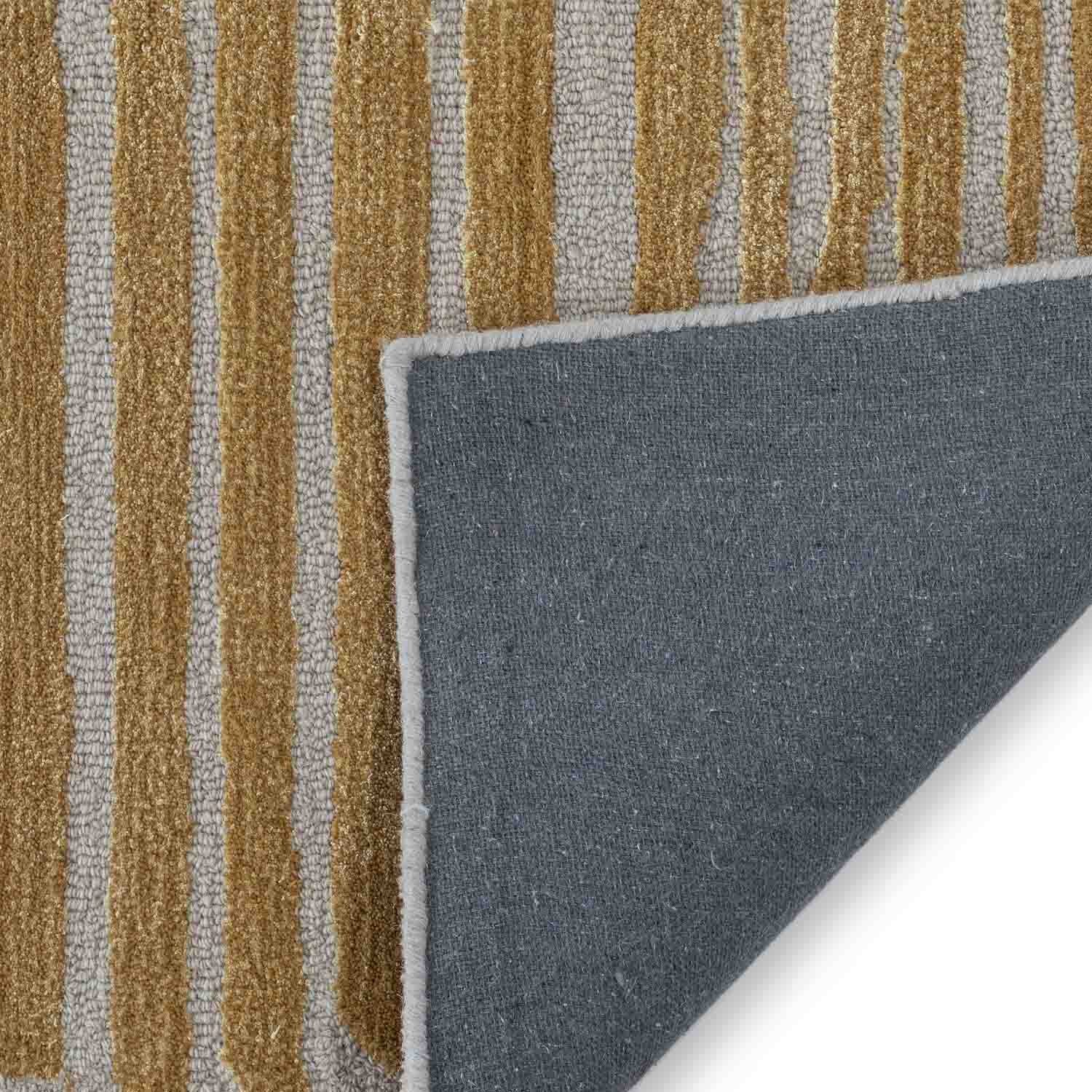 Eshaq Hand Tufted Woollen And Viscose Rug