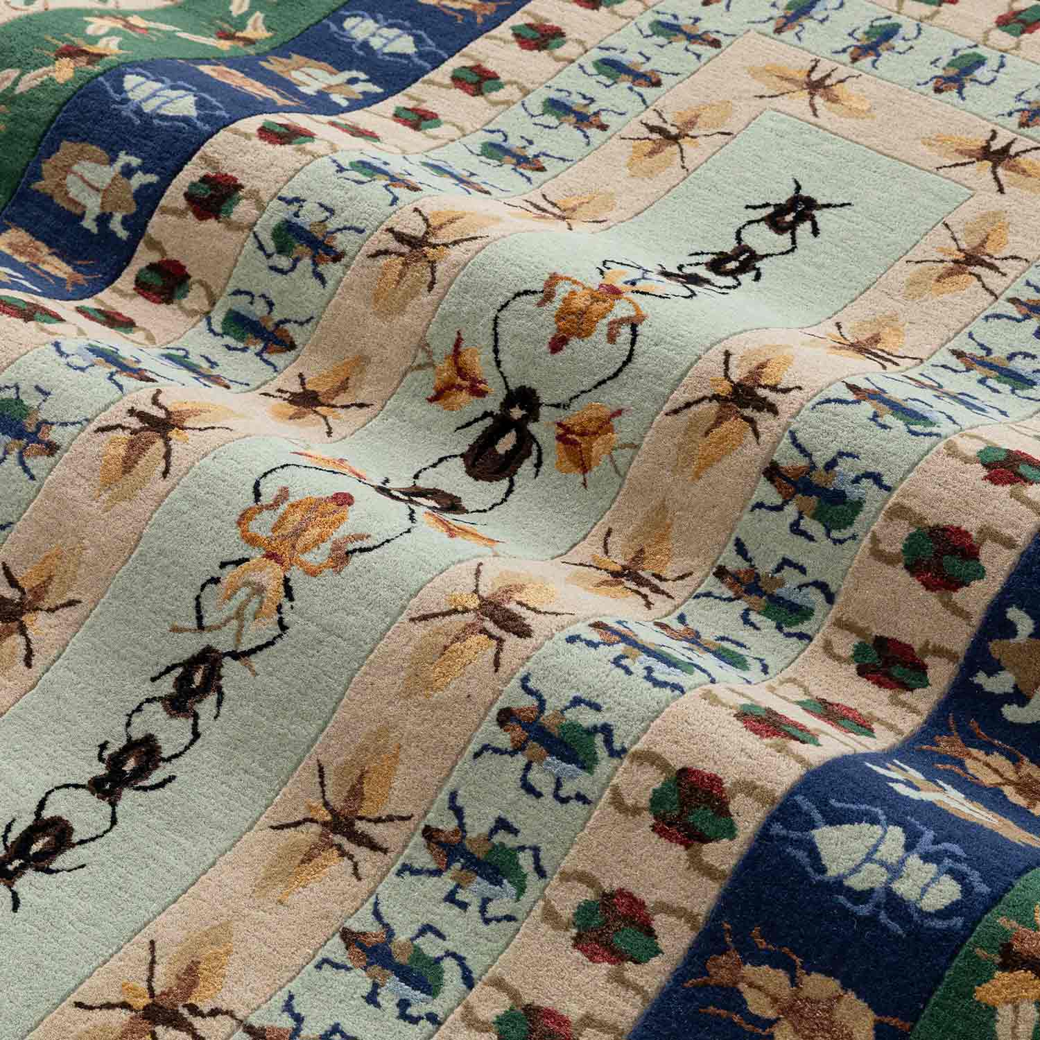 Lapiz Mosaic Hand Tufted Woollen And Viscose Rug By Varun Rana