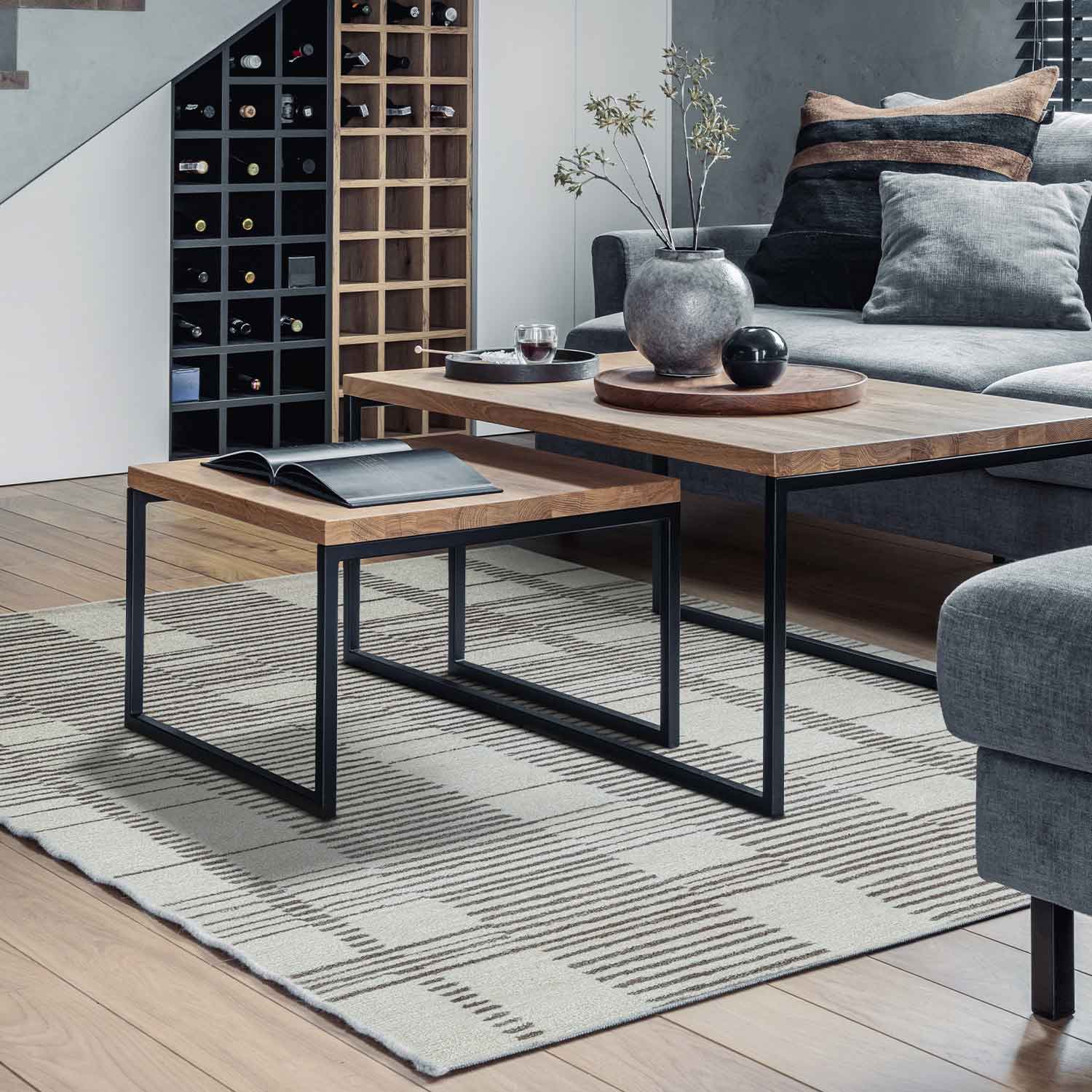 Kay Hand Tufted Woollen And Viscose Rug