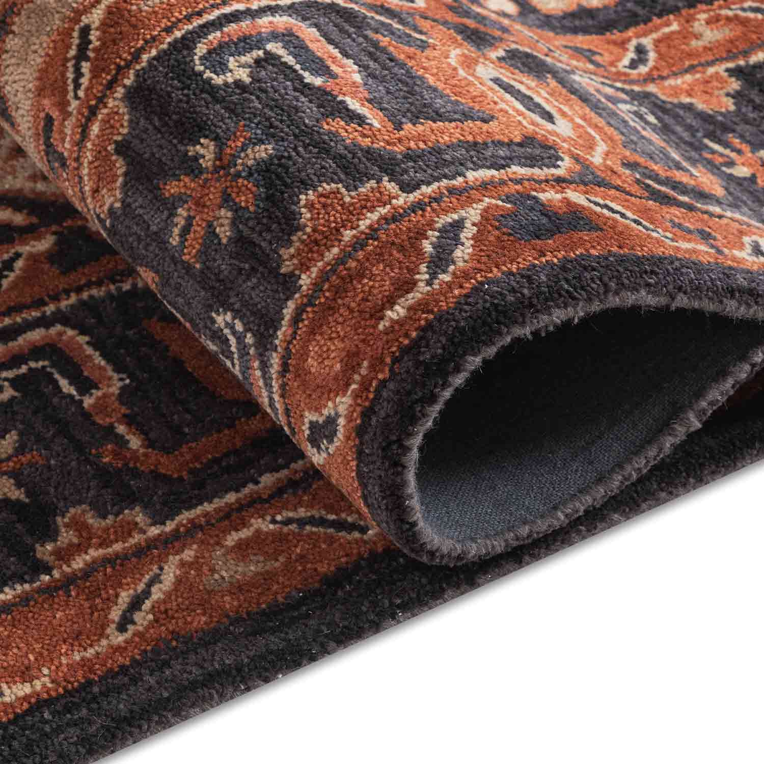 Parnoor Hand Tufted Woollen Rug