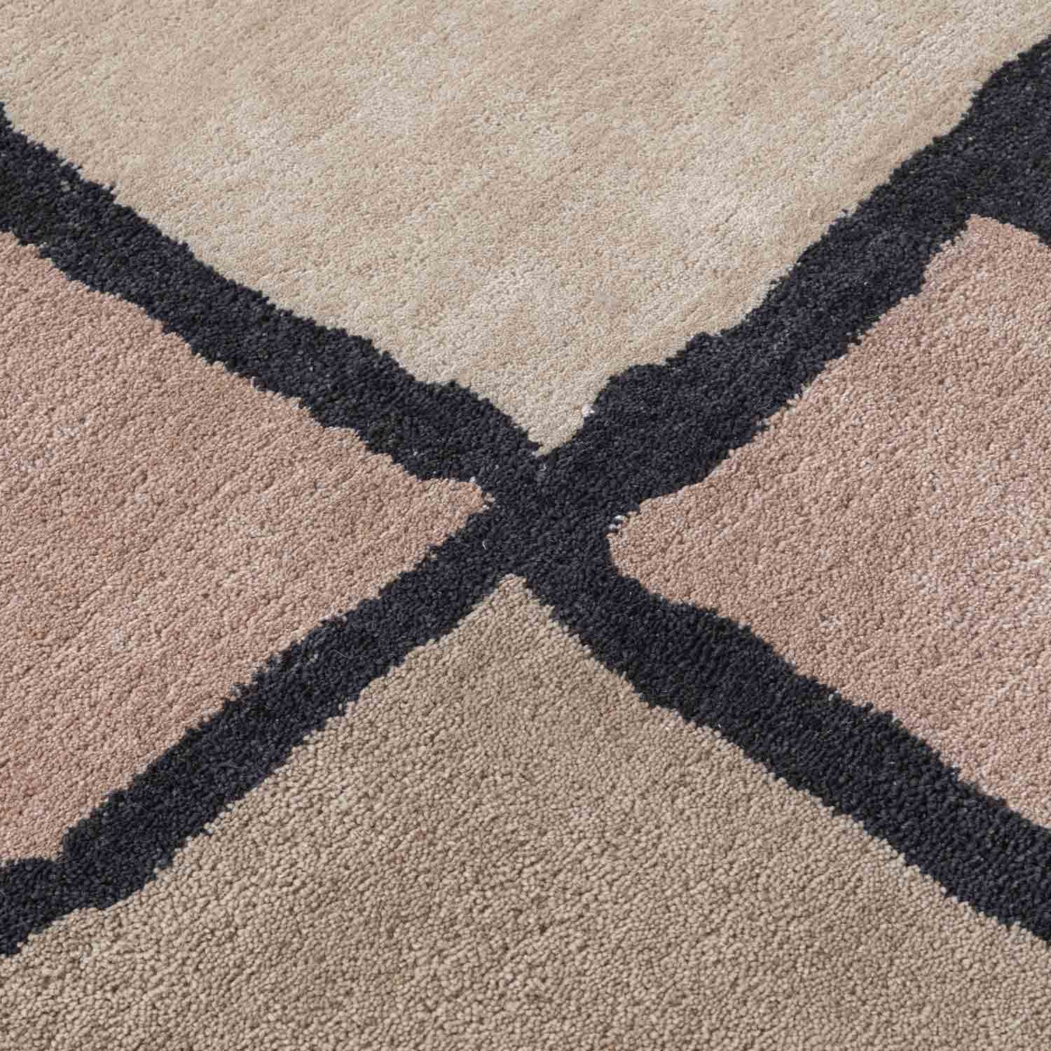 Silo Hand Tufted Woollen Rug