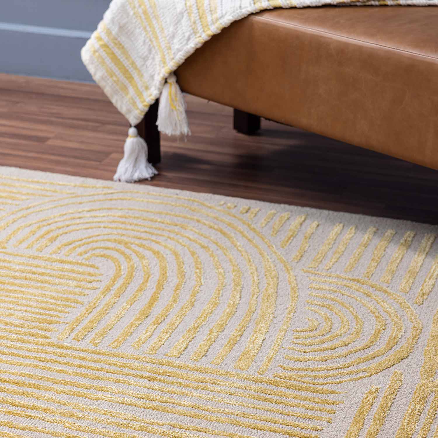 Eshaq Hand Tufted Woollen And Viscose Rug