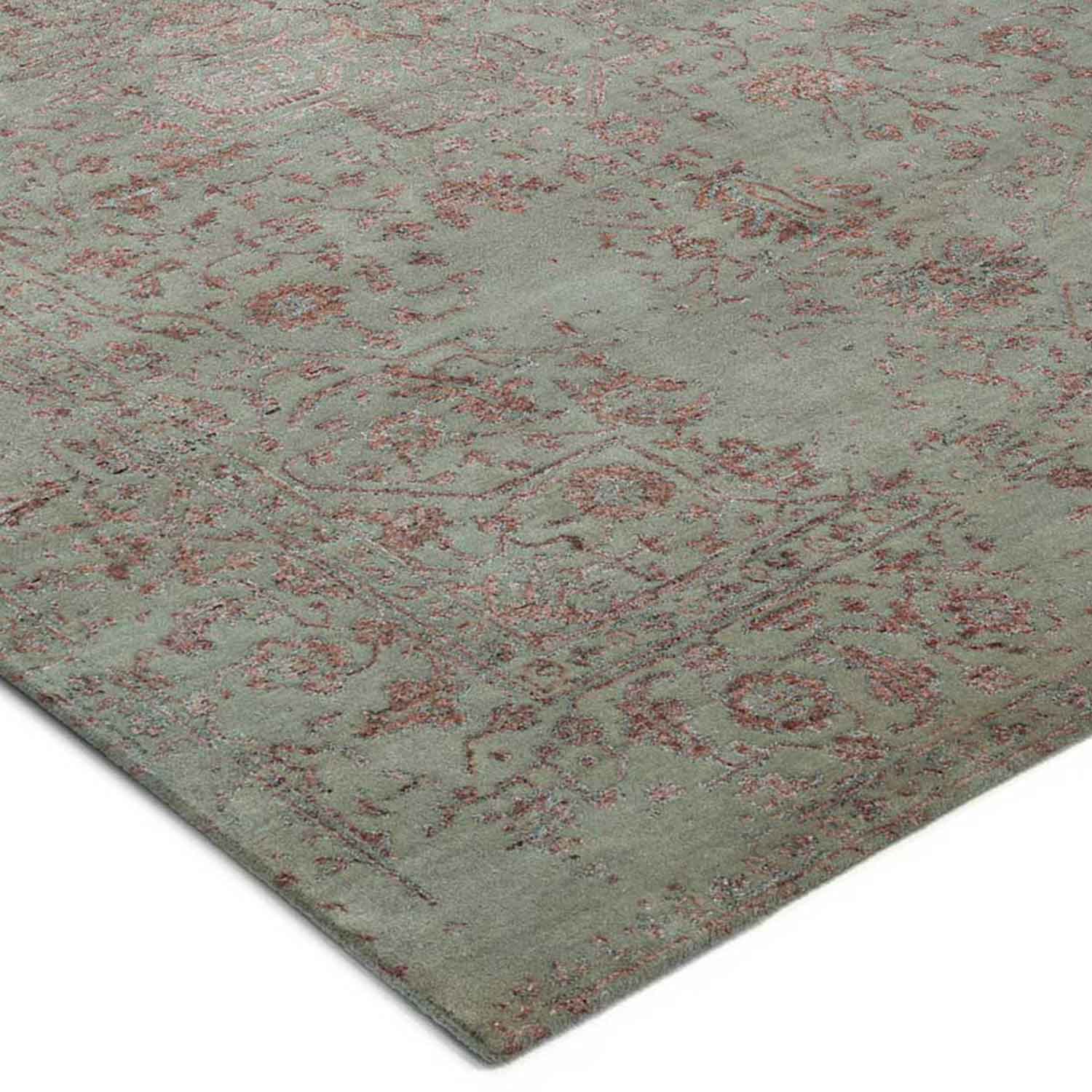 Indraa Hand Knotted Woollen And Viscose Rug