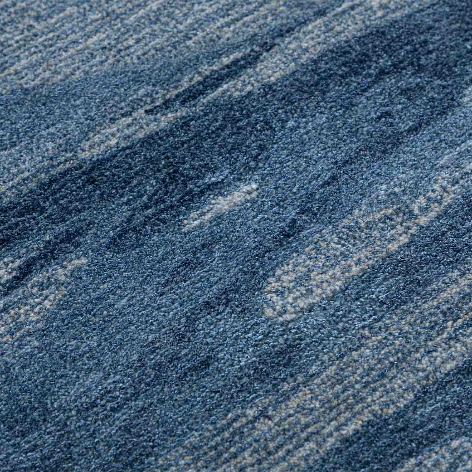 Lennie Hand Tufted Woollen And Viscose Rug