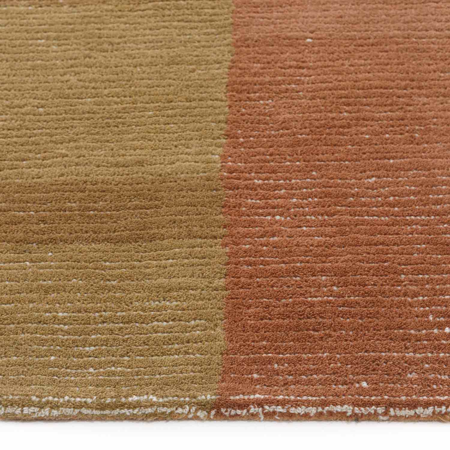 Iilahi Hand Tufted Woollen Rug