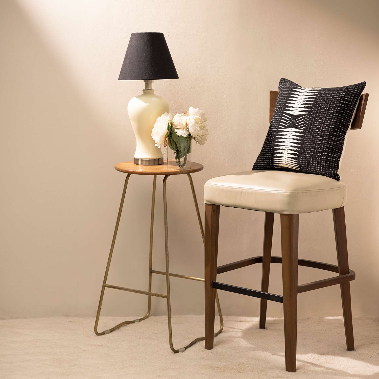 Doyang Hand Woven Cotton Cushion Cover