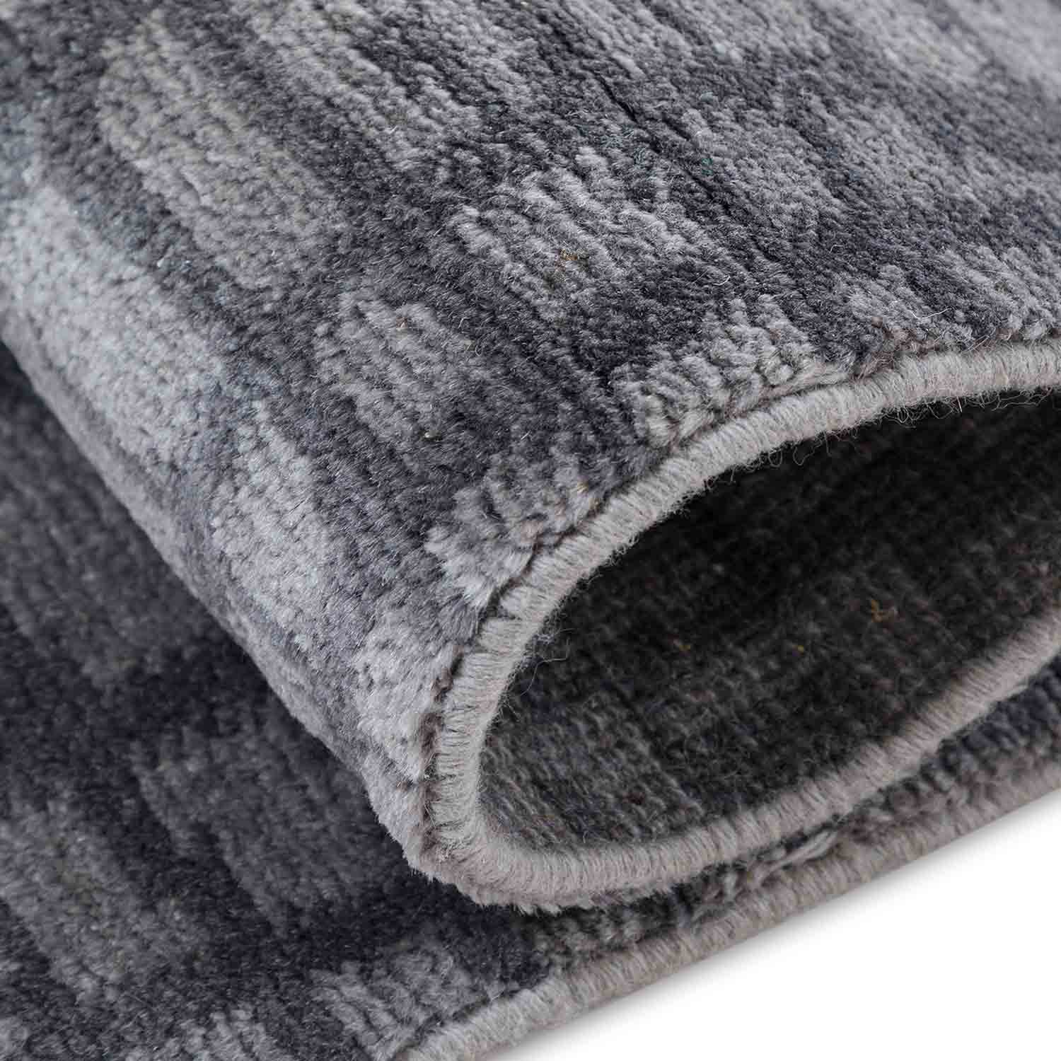 Neelkanth Hand Knotted Woollen Rug