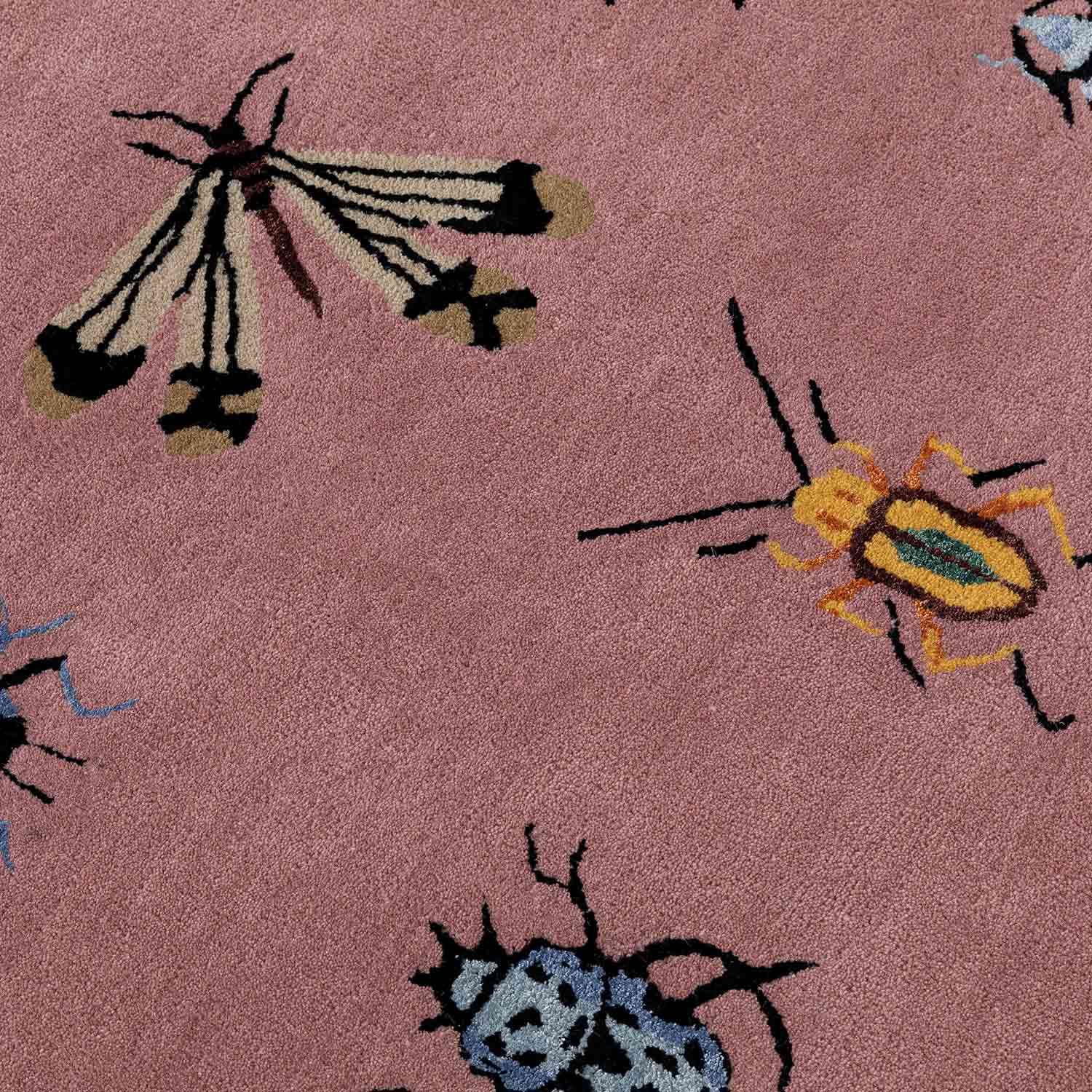 Vitrine Rosa Hand Tufted Woollen And Viscose Rug By Varun Rana