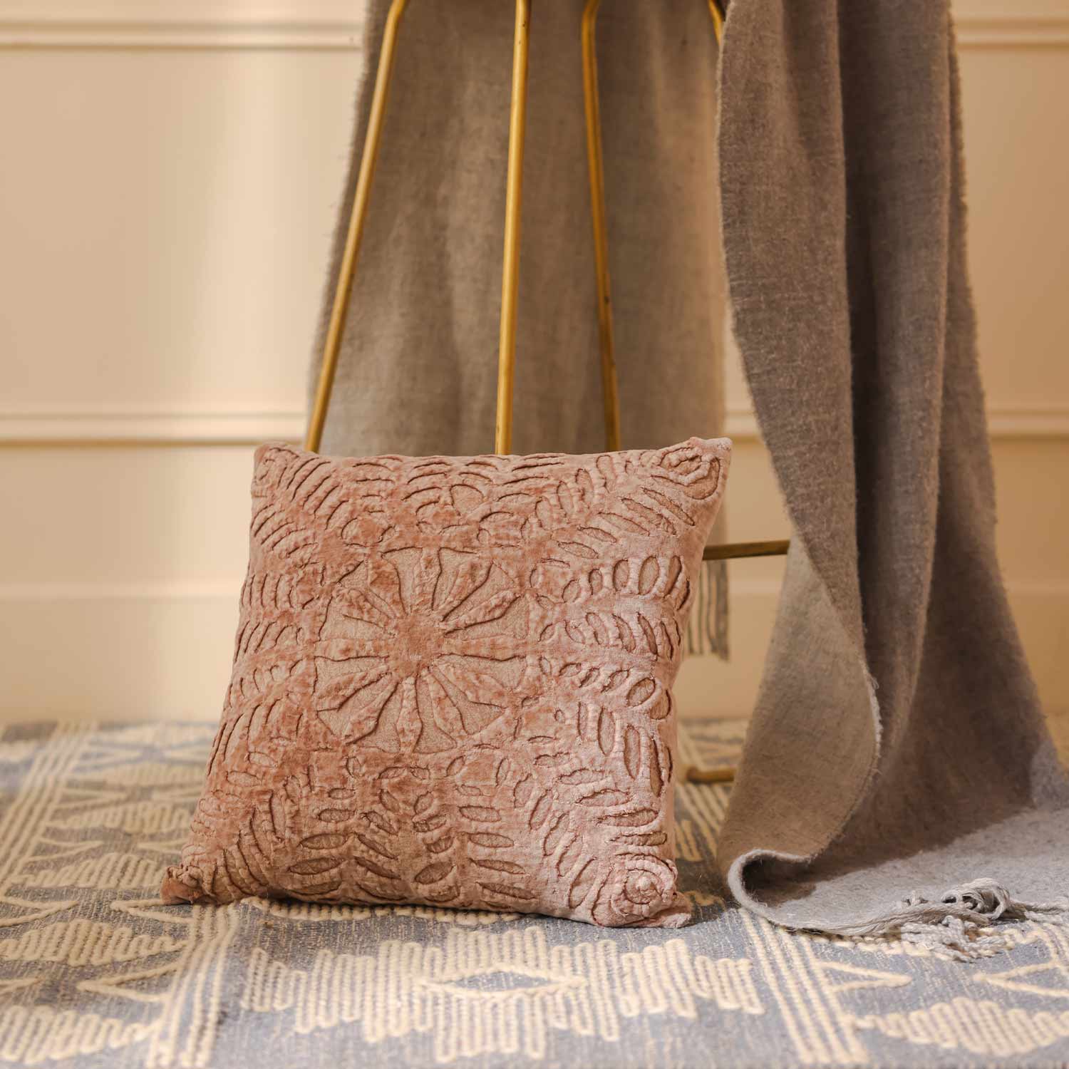 Nebula Cutwork Velvet Cushion Cover