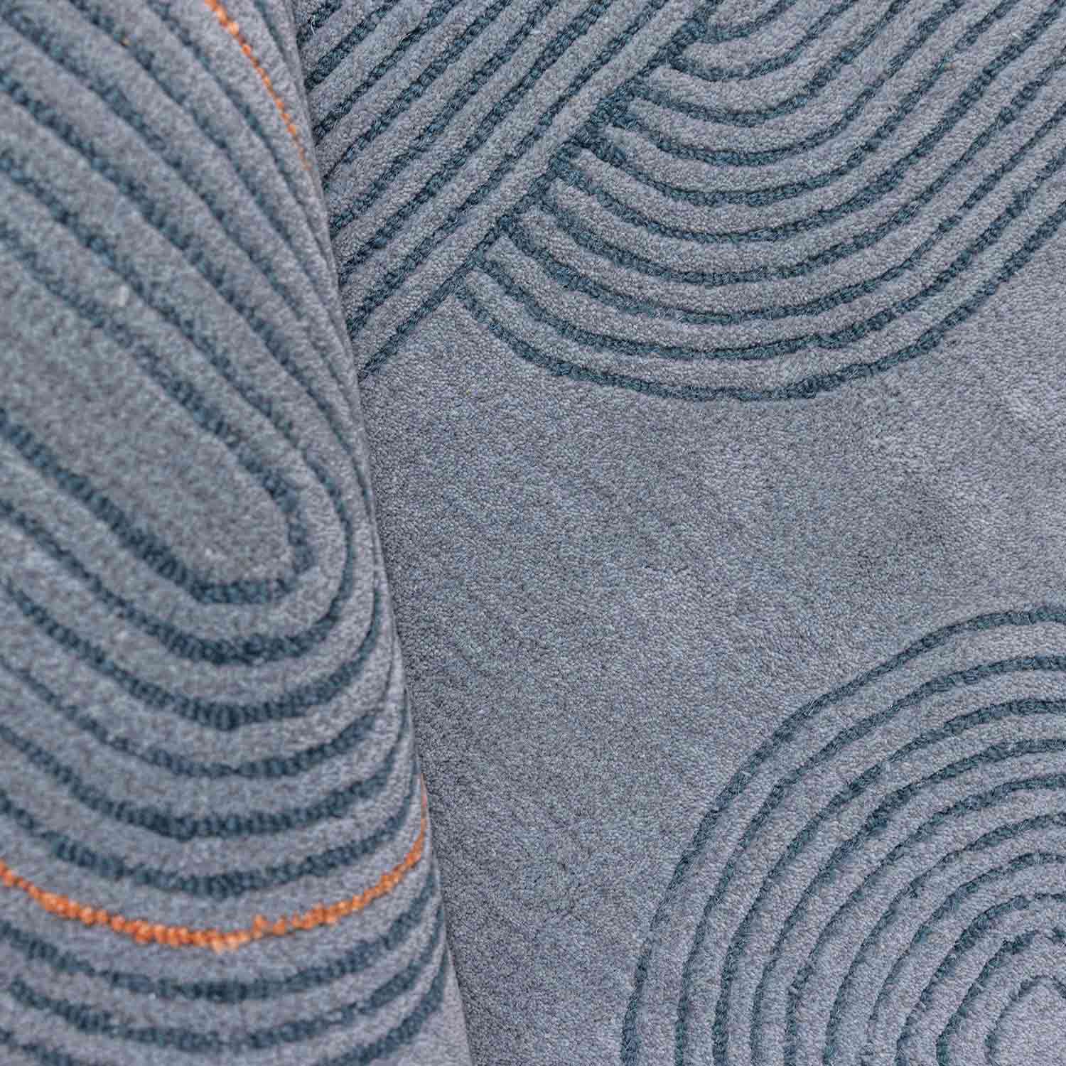 Farida Hand Tufted Woollen And Viscose Rug