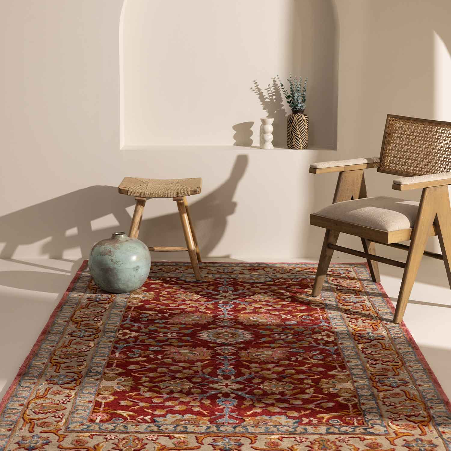 Mahin Hand Tufted Woollen And Viscose Rug