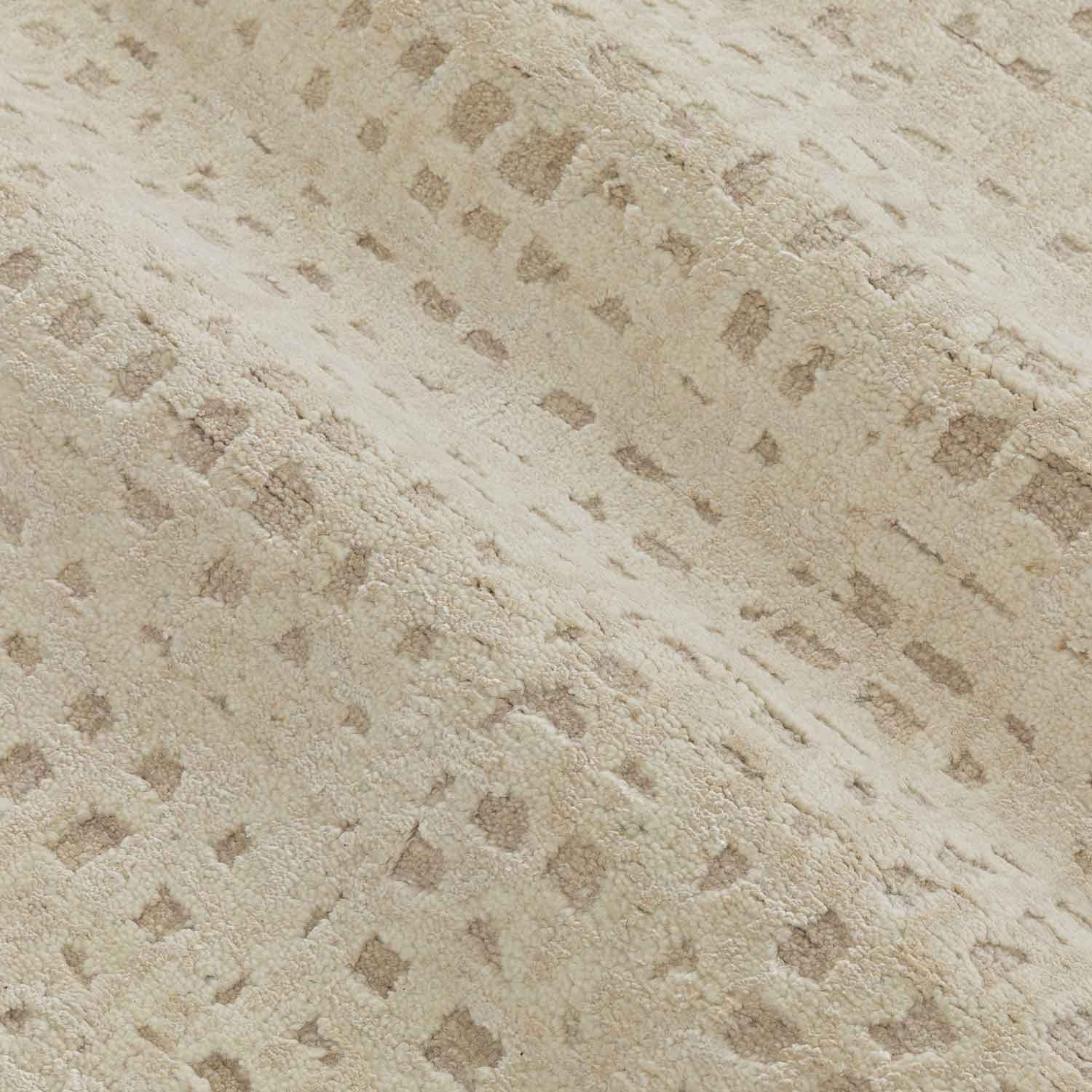 Halo Hand Knotted Woollen And Bamboo Silk Rug