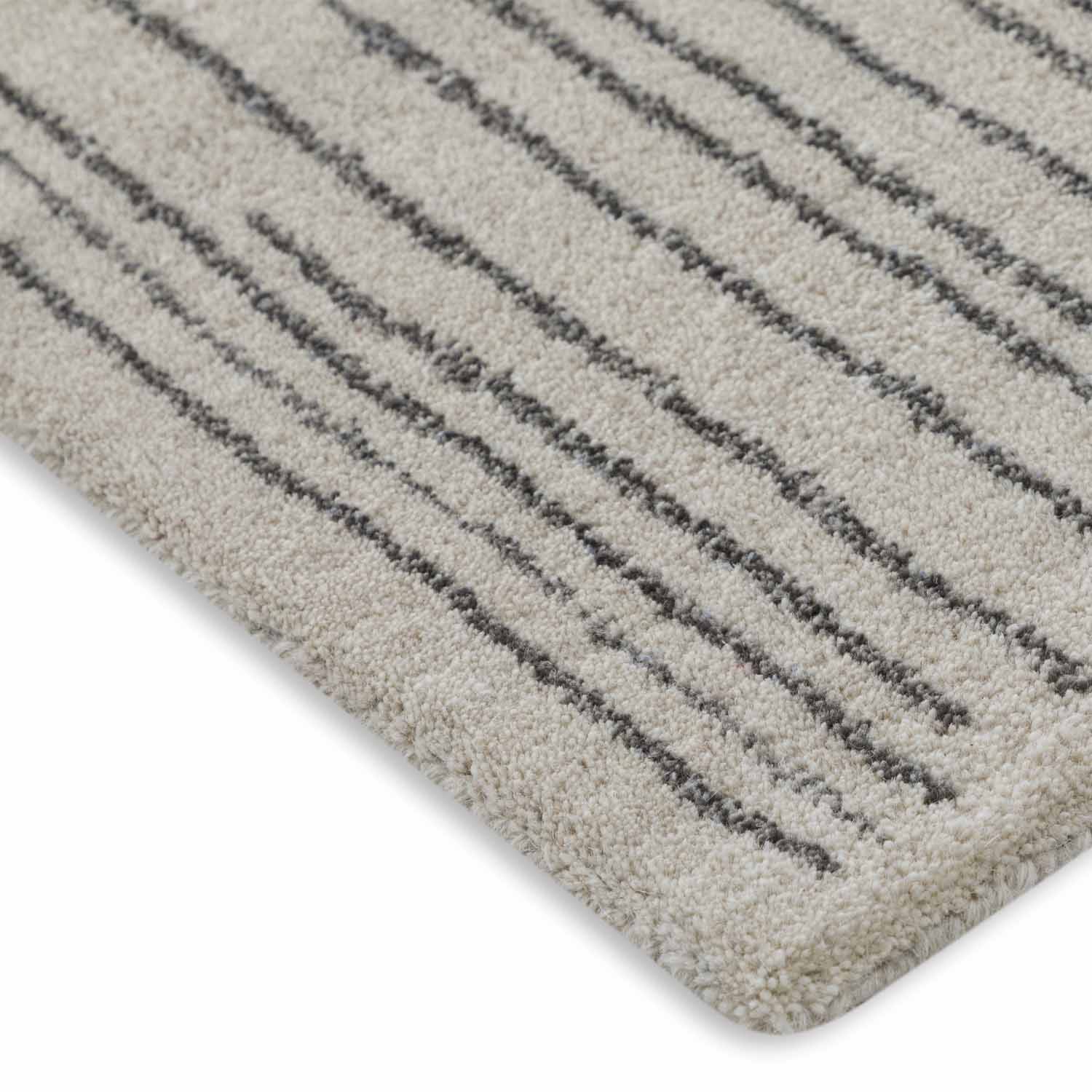 Mandisa Hand Tufted Woollen And Viscose Rug