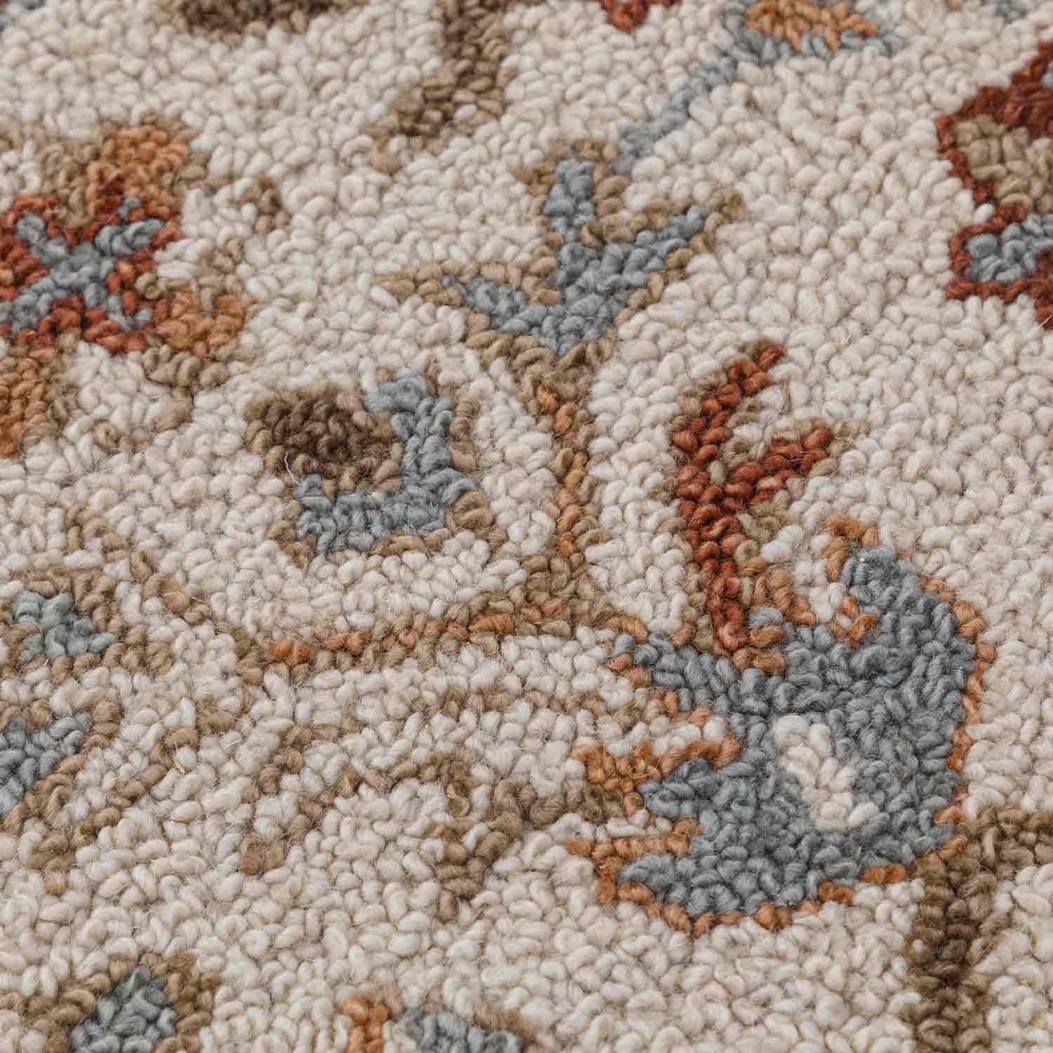 Nisa Hand Tufted Woollen Rug