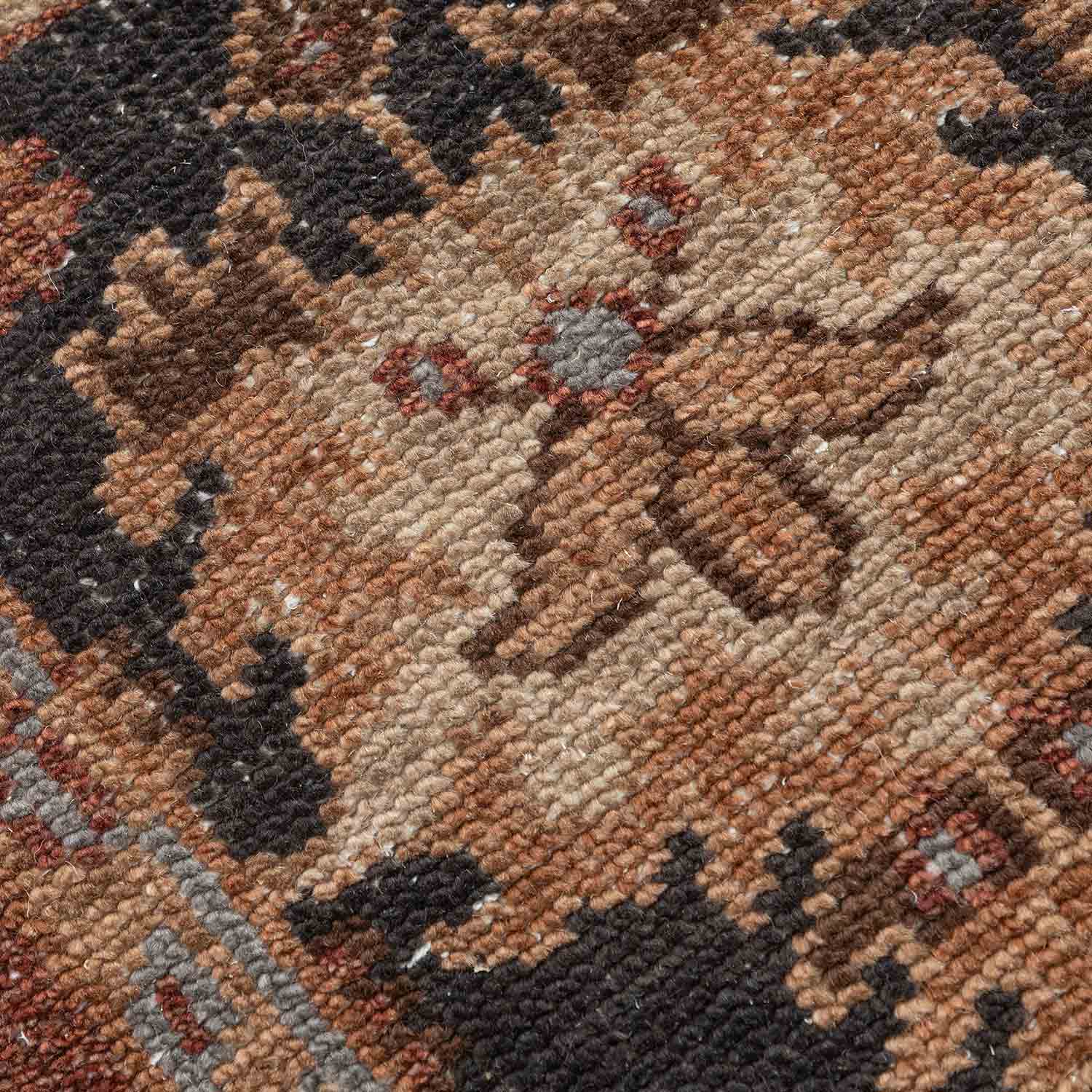 Lanatt Hand Knotted Woollen Rug