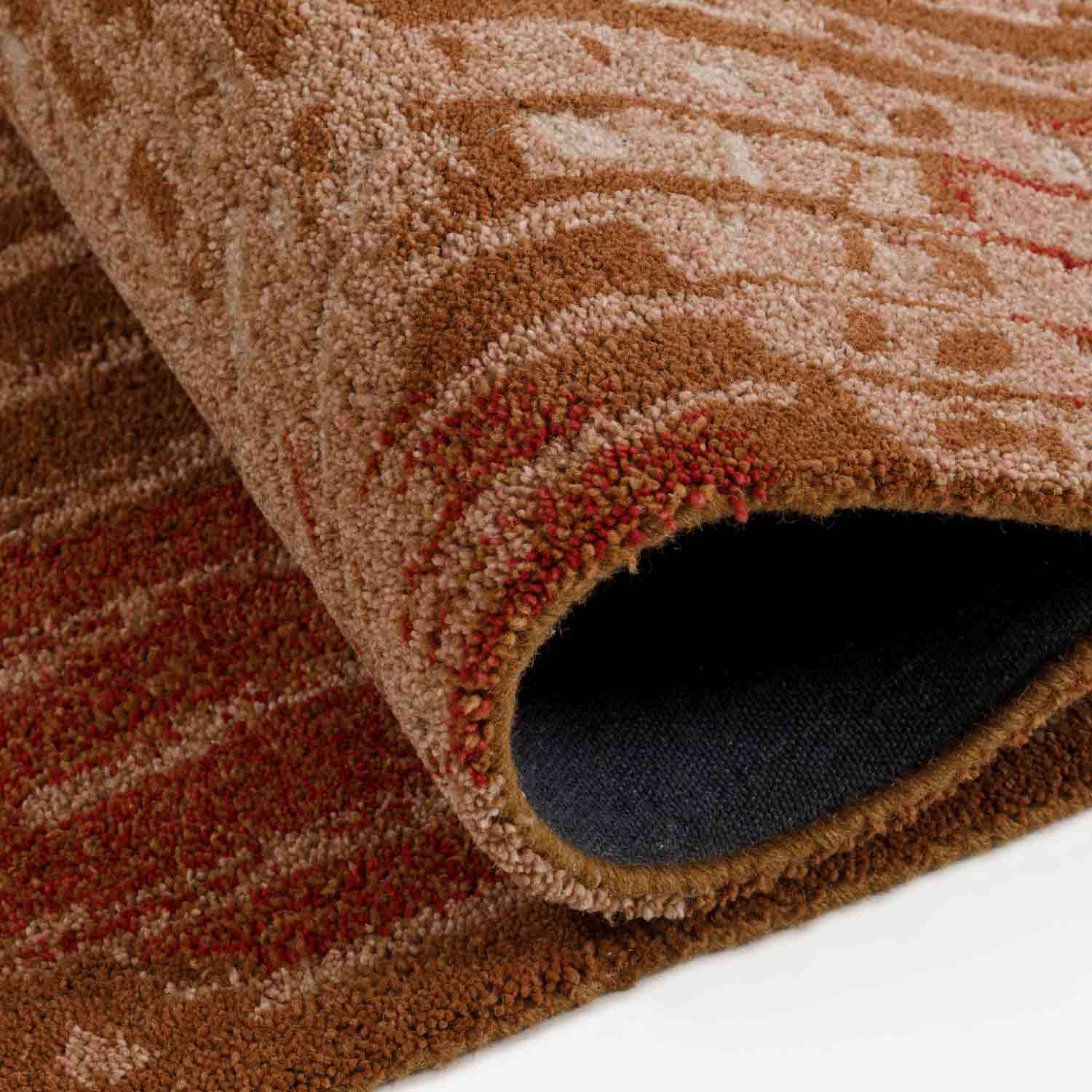 Curvature Hand Tufted Woollen Rug