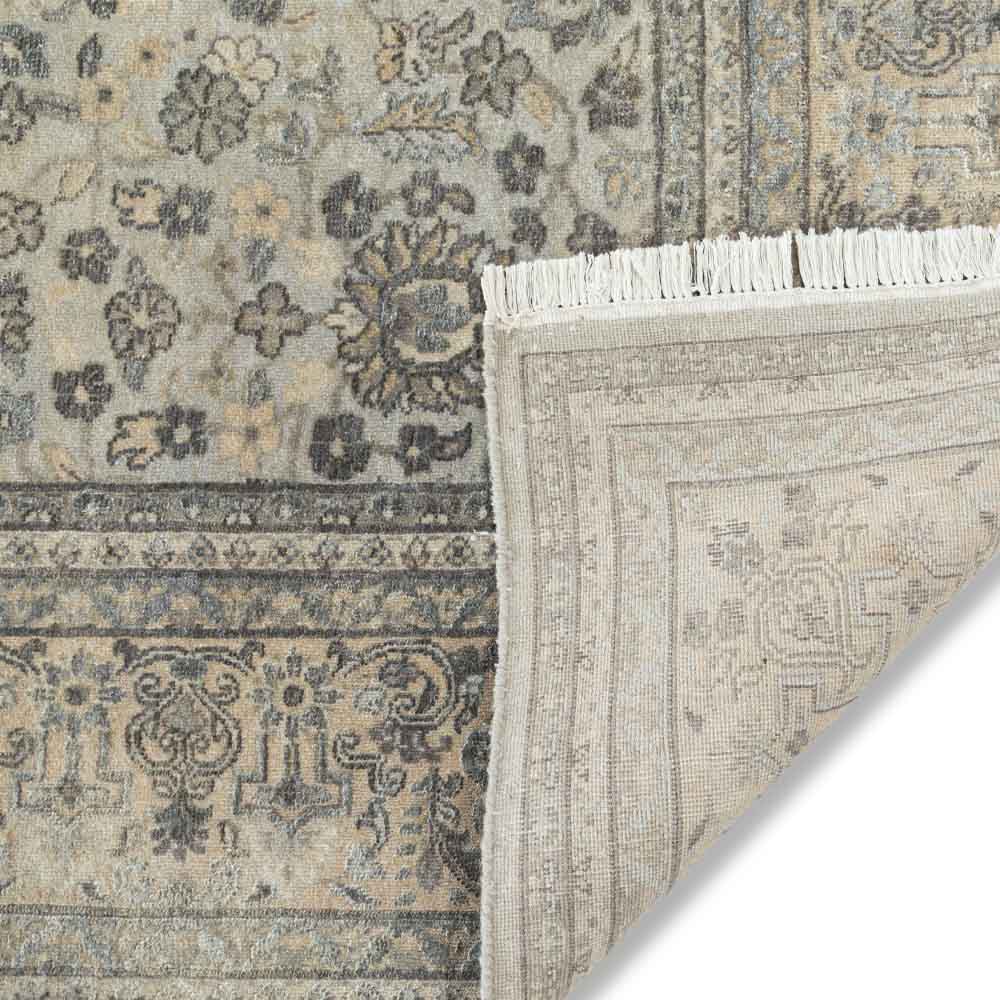 Wini Hand Knotted Woollen And Silk Rug