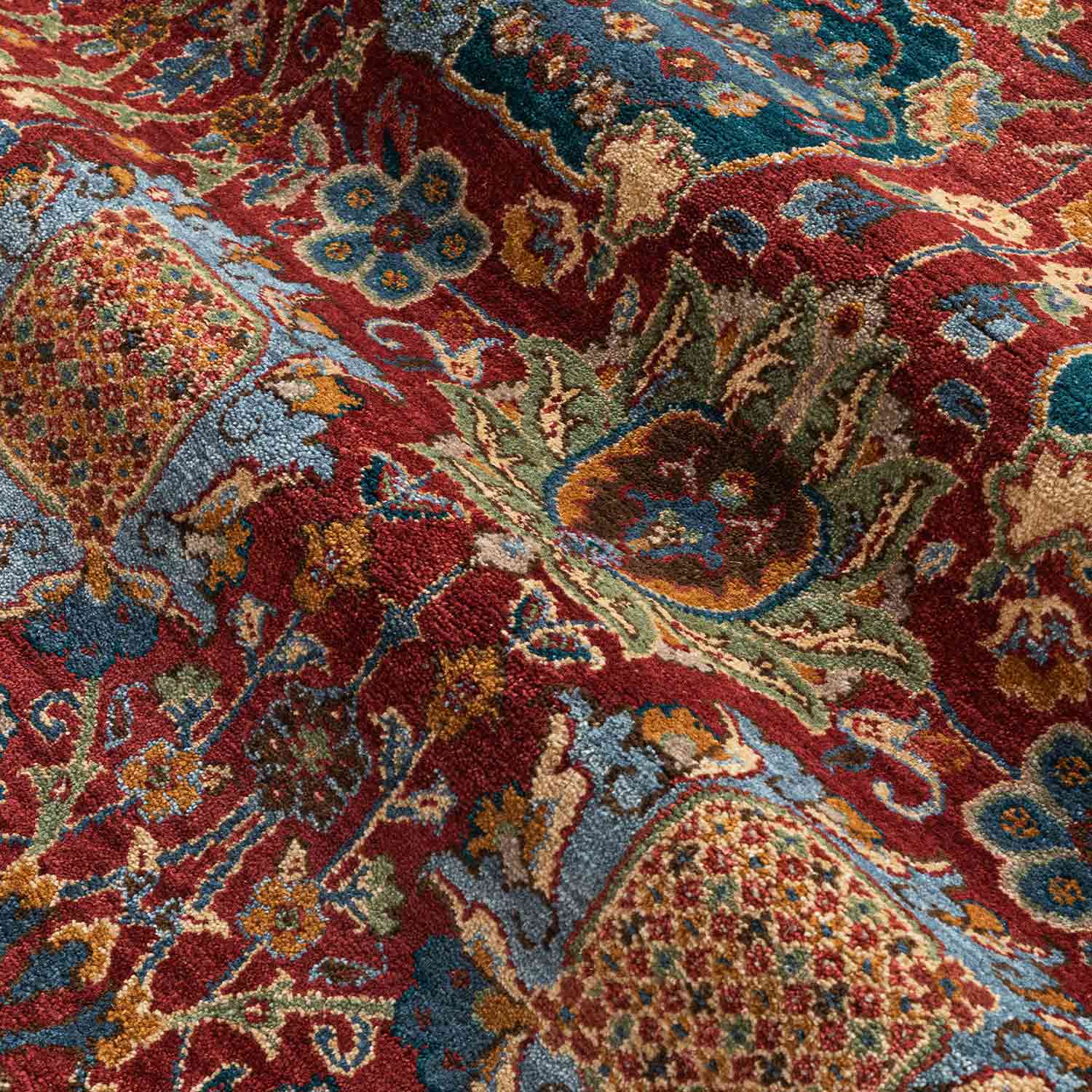 Guldasta Hand Knotted  Woollen Rug