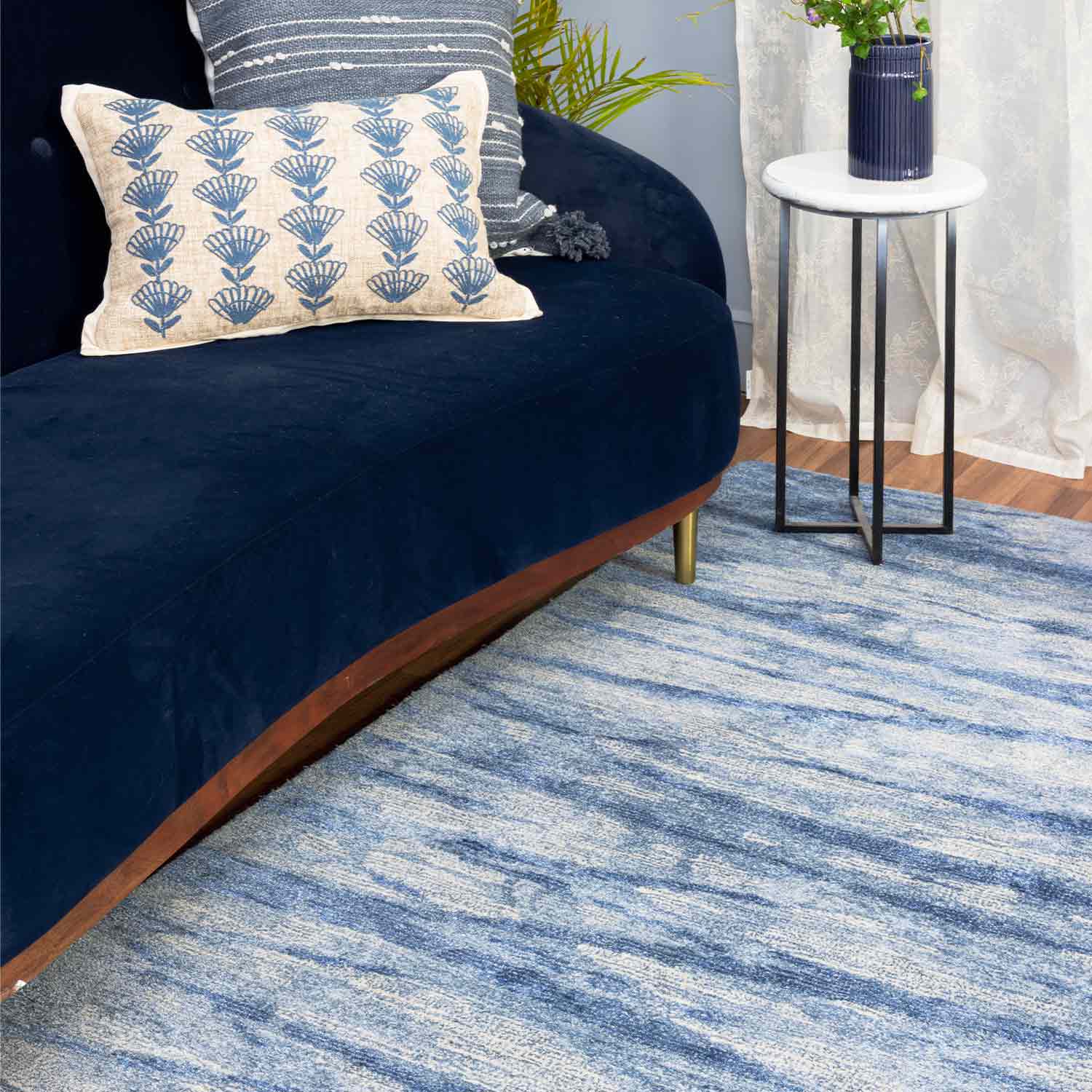 Lennie Hand Tufted Woollen And Viscose Rug