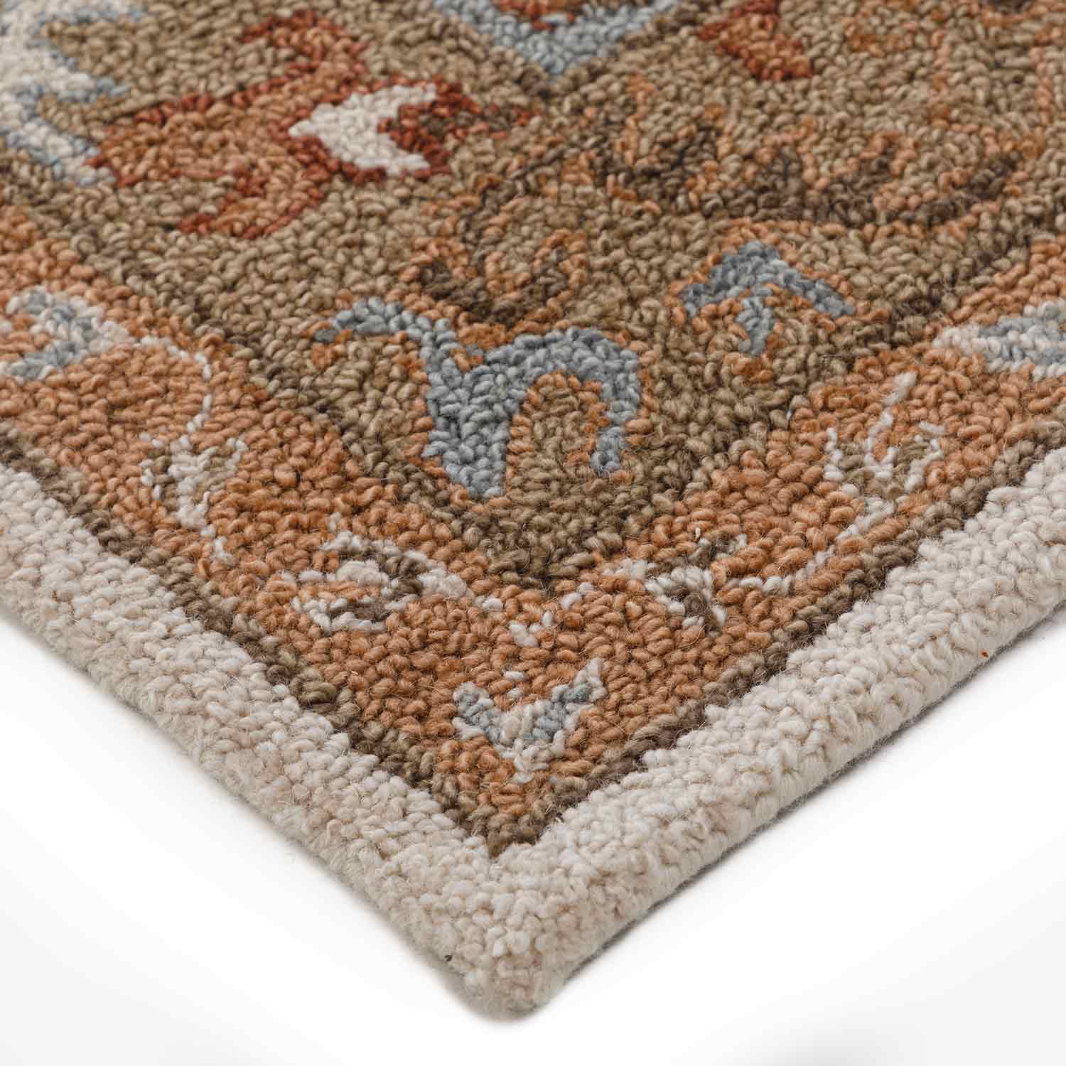 Nisa Hand Tufted Woollen Rug