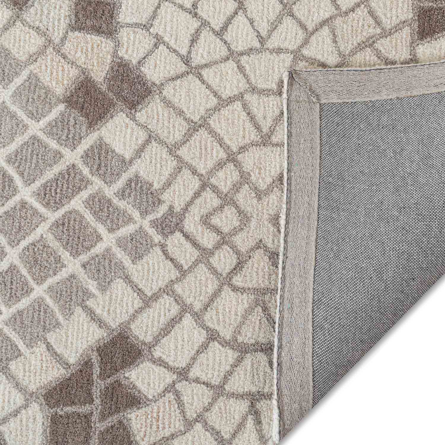 Mezzapica Handtufted Woollen And Viscose Rug By Mariella Ienna