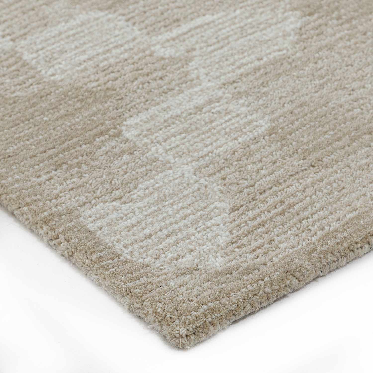 Afharin Hand Tufted Woollen Rug