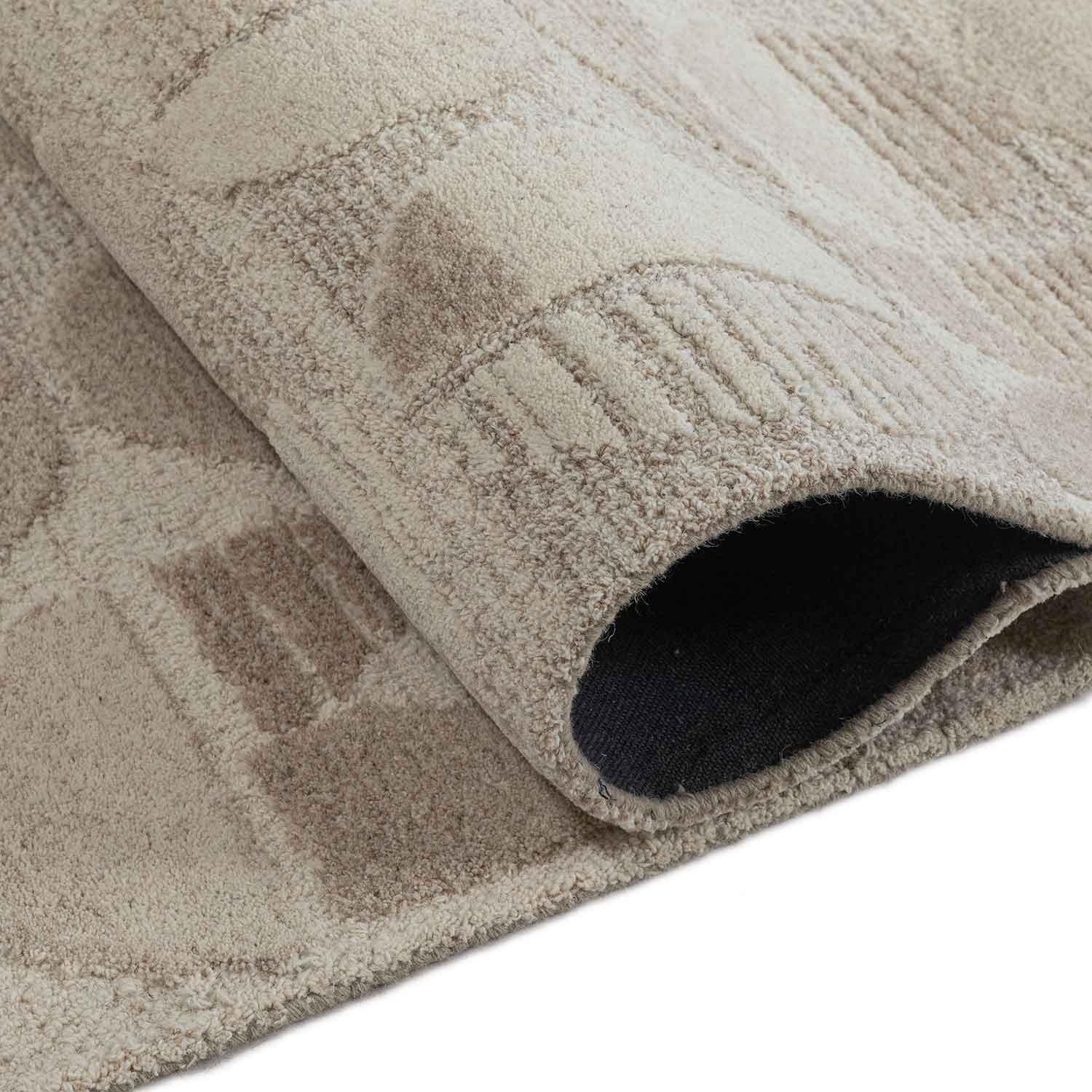 Murmur Hand Tufted Woollen Rug