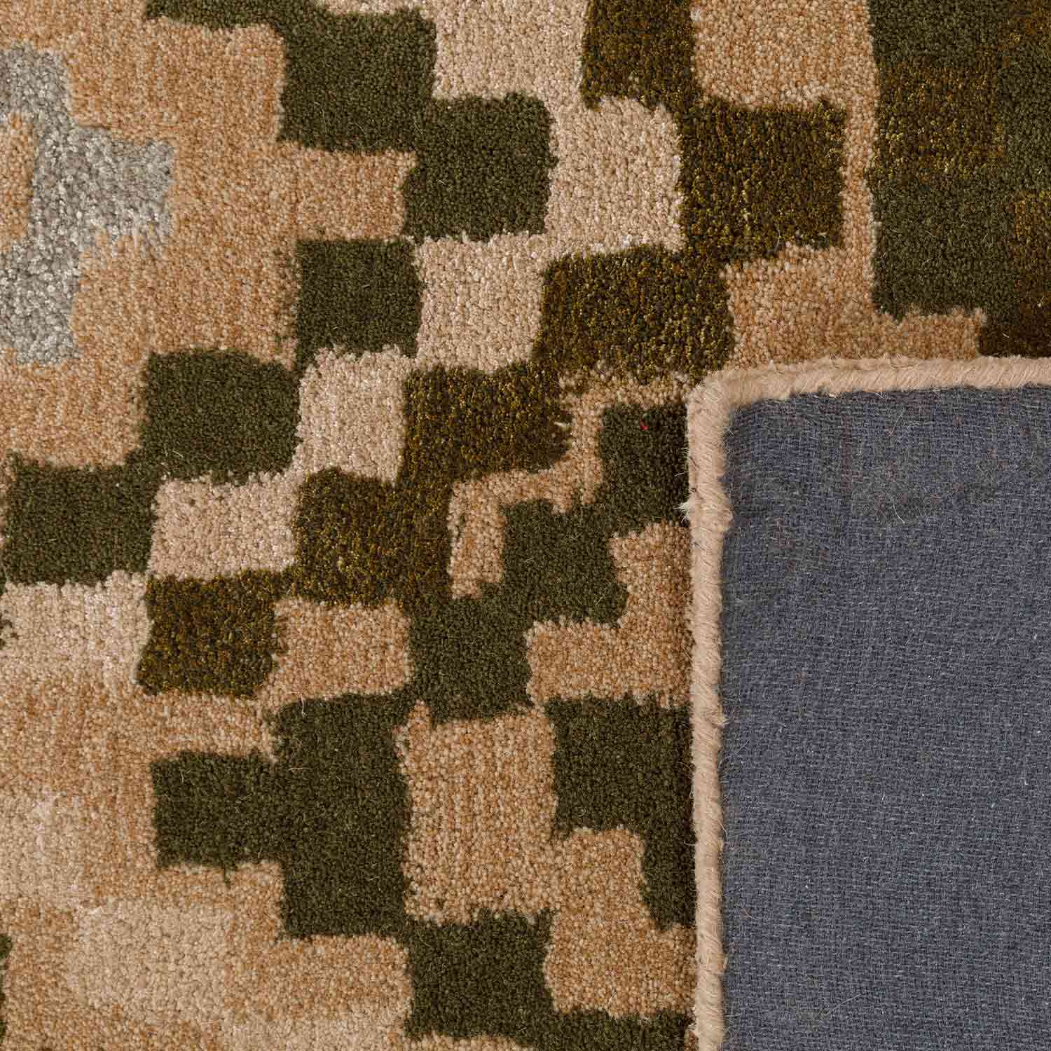 Whirlpool Hand Tufted Woollen Rug