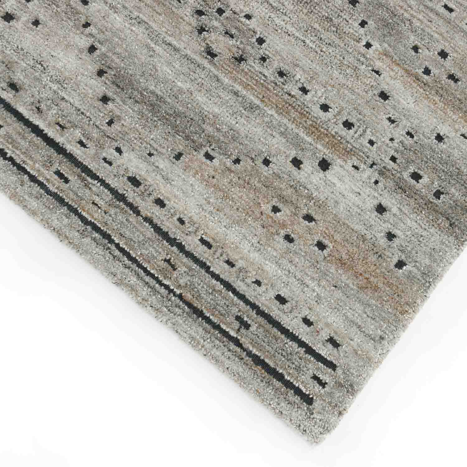 Sahiban Hand Tufted Polyester Rug