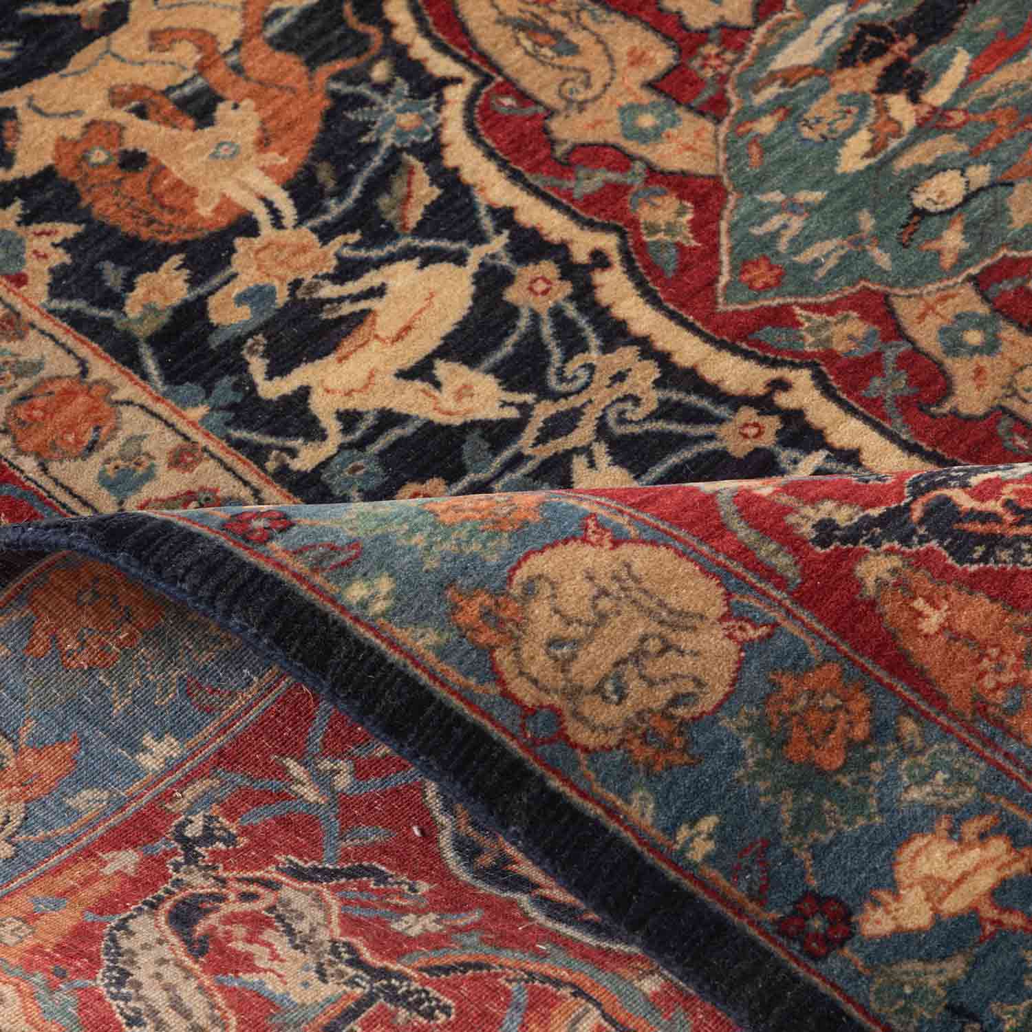 Hunting-X Hand Knotted Woollen Rug