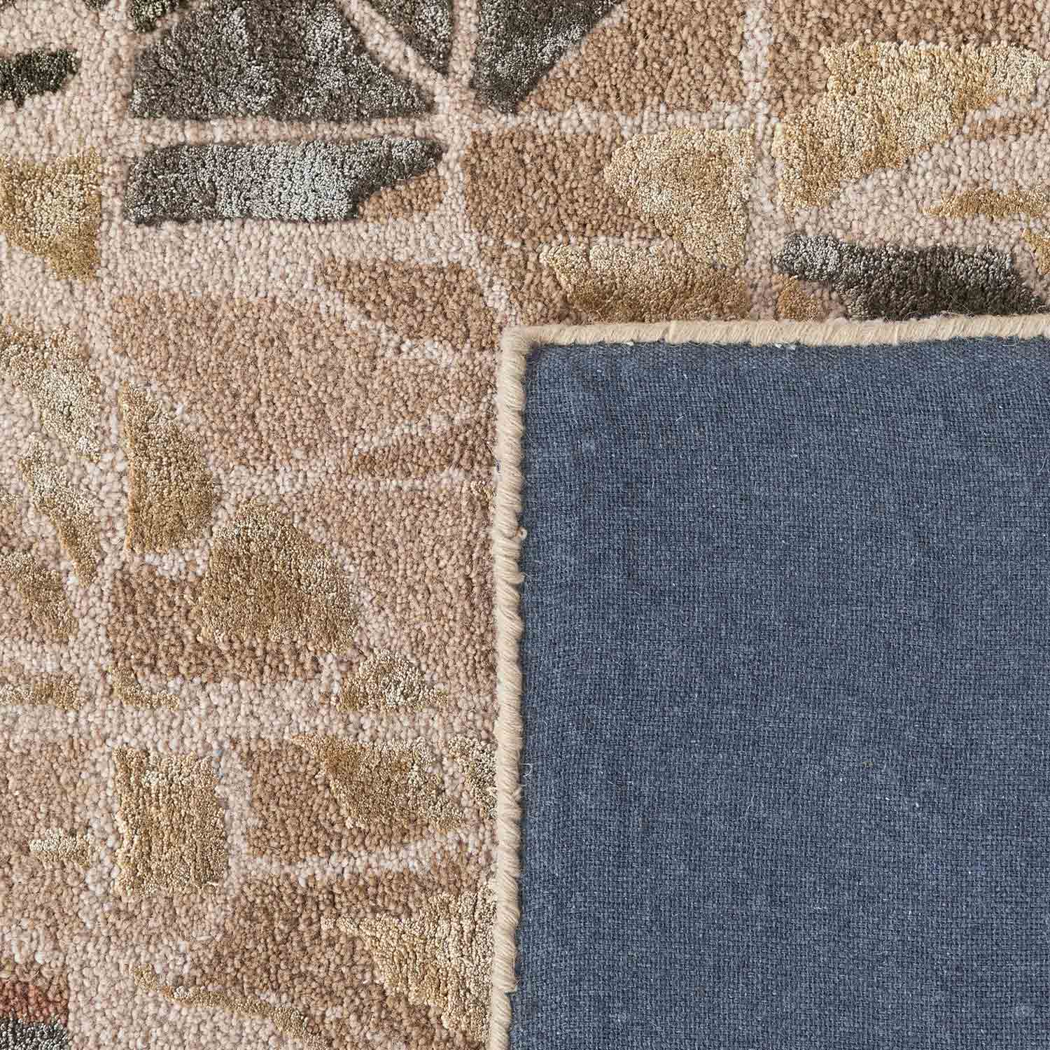 Petalé Hand Tufted Woollen And Viscose Runner