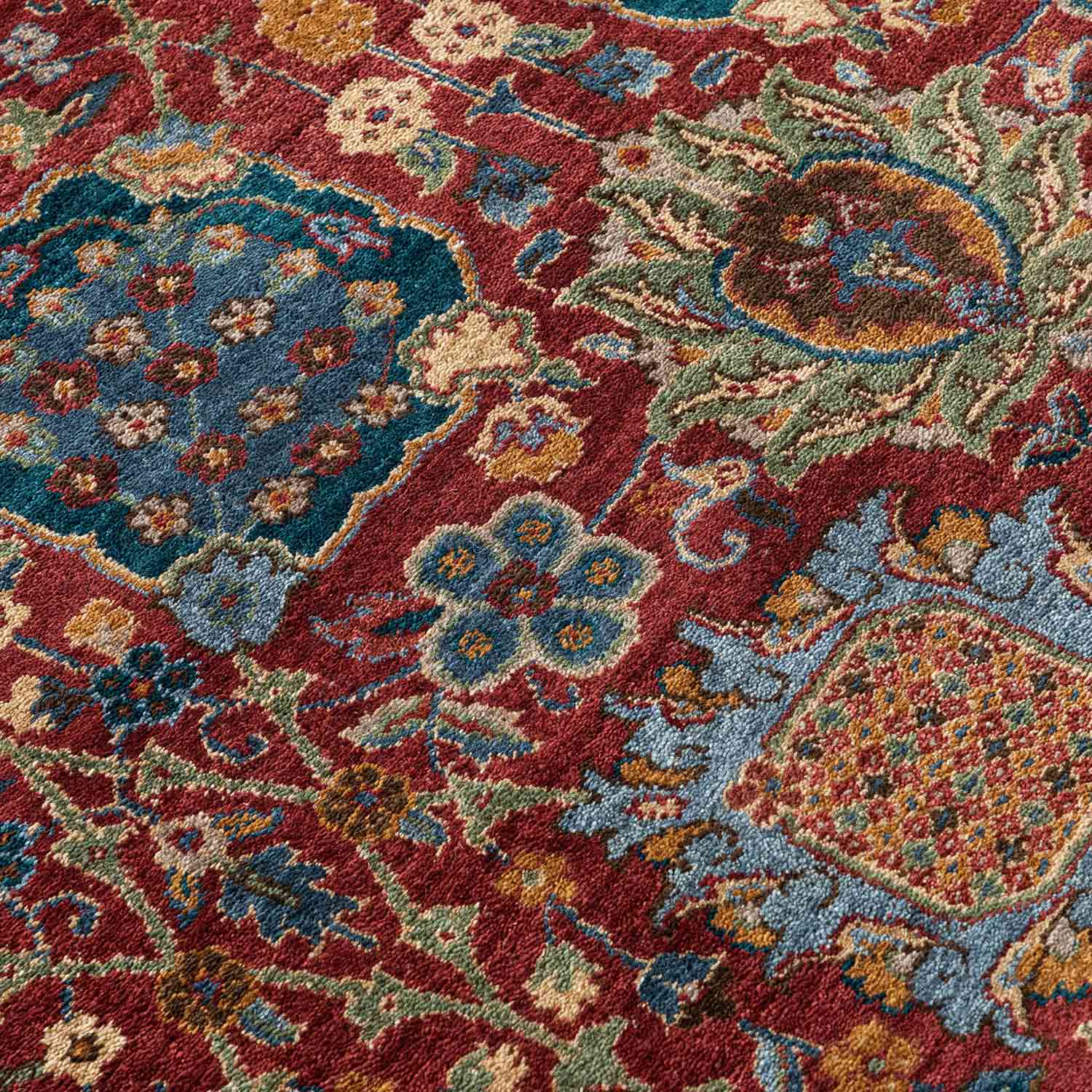 Guldasta Hand Knotted  Woollen Rug