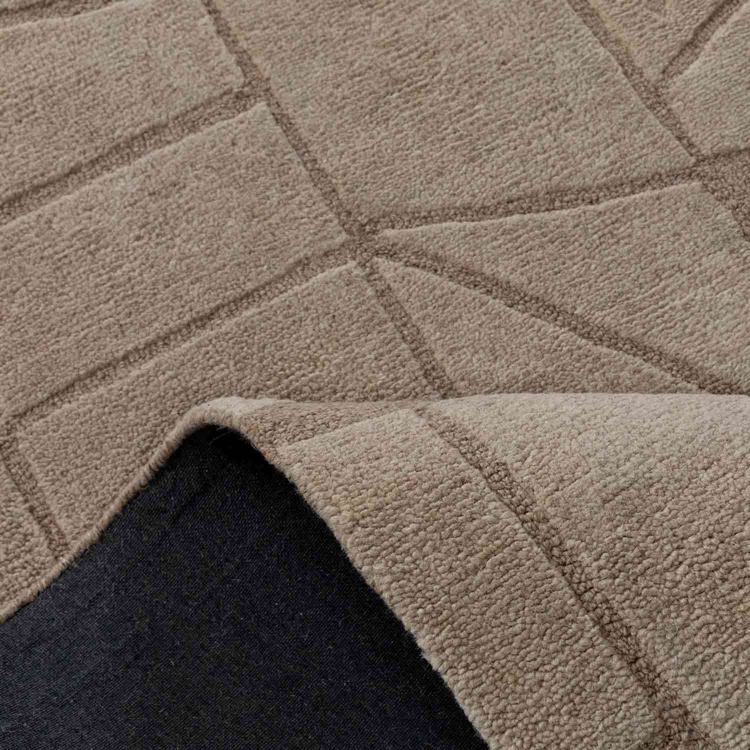 Gridlines Hand Tufted Woollen And Viscose Rug