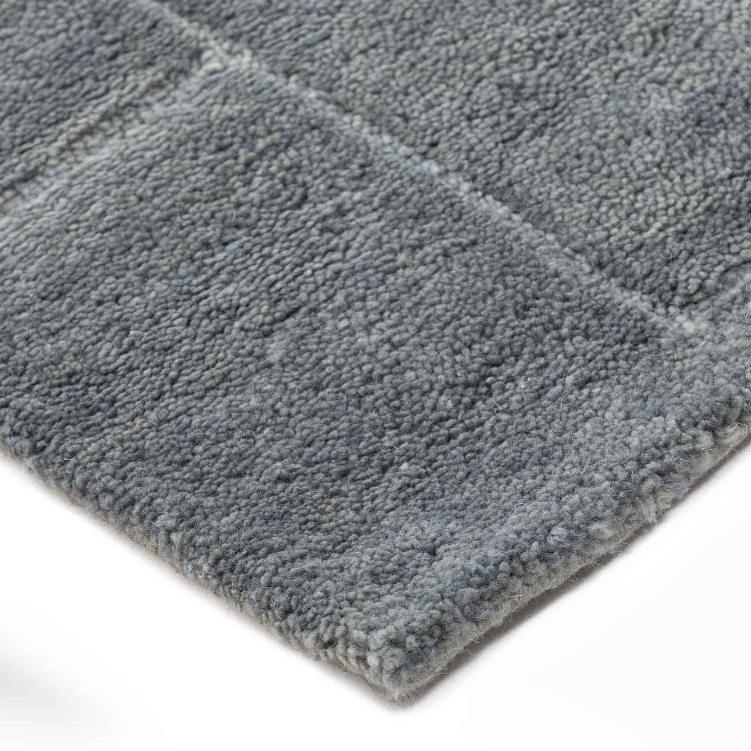 Relief Rug Hand Tufted Woollen  Rug