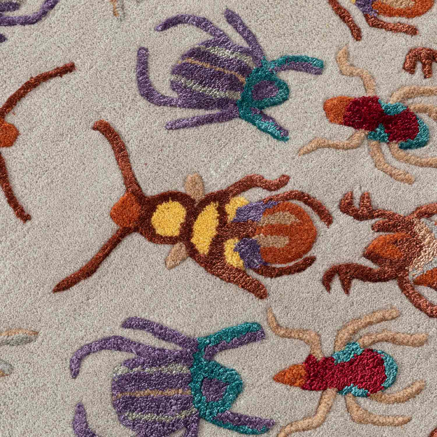 Dance Concentric Hand Tufted Woollen And Viscose Rug By Varun Rana