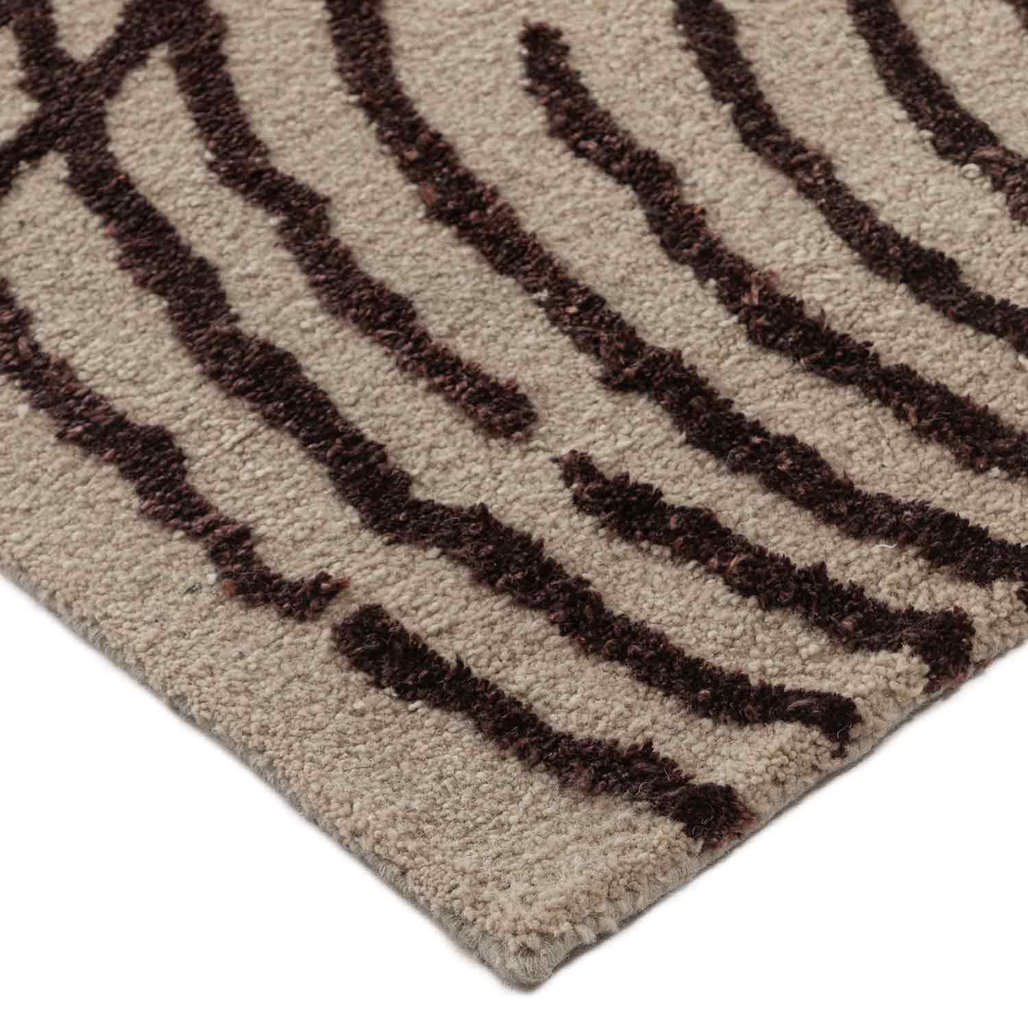 Merlot Hand Tufted Woollen And Viscose Rug