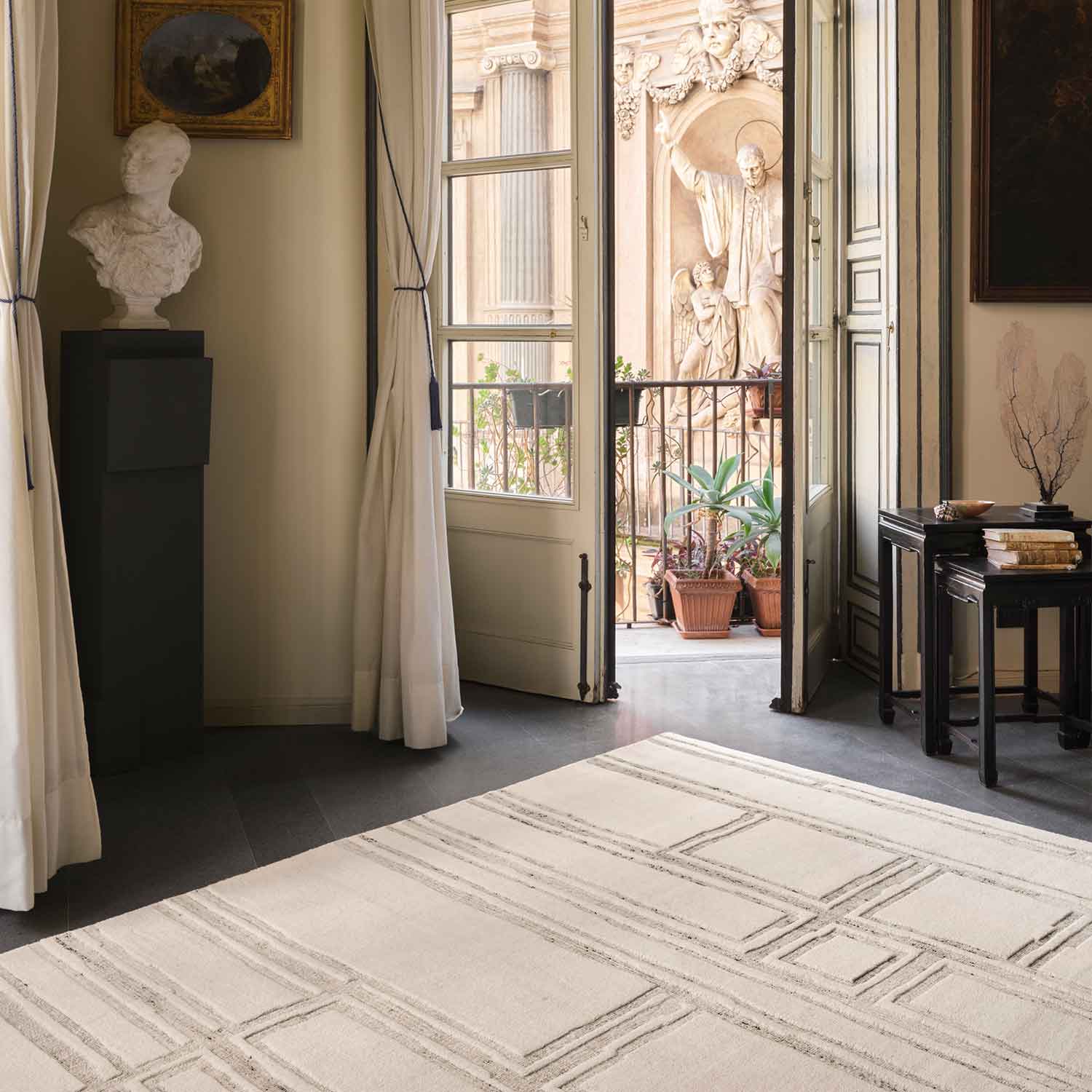 Svincoli Double Back Handloom Woollen And Viscose Rug By Mariella Ienna