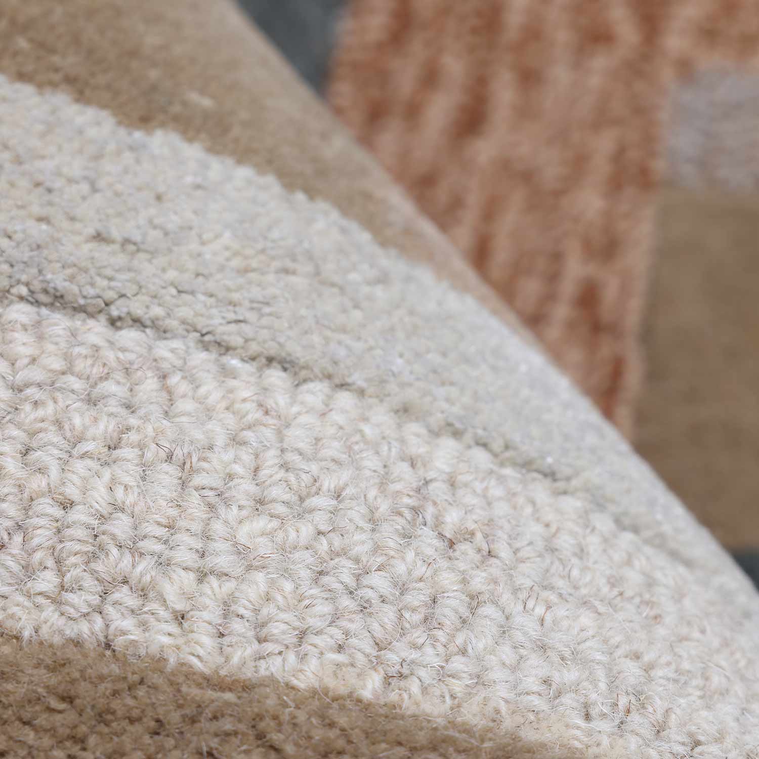 Heqet Hand Tufted Woollen And Viscose Rug