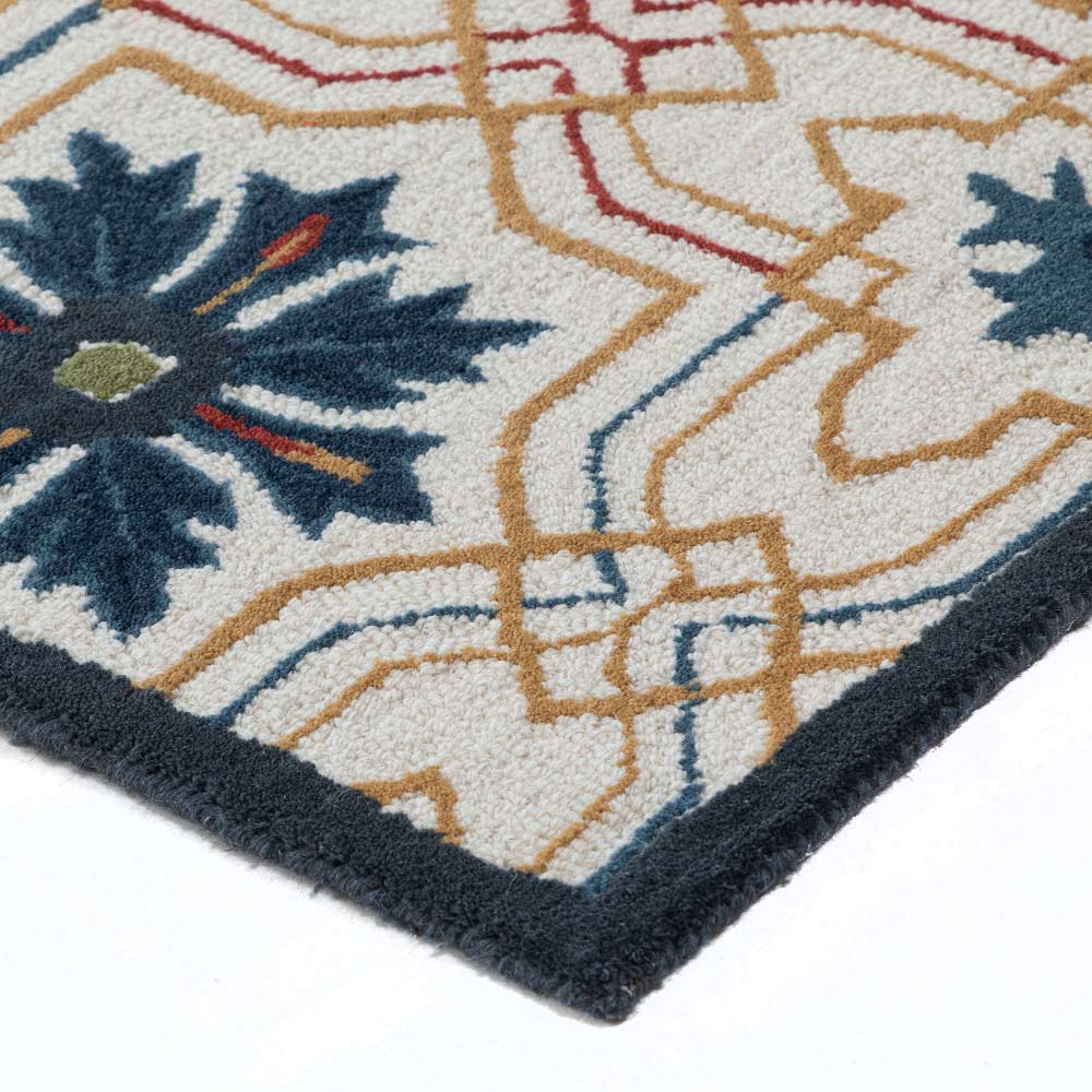 Amask Hand Tufted Woollen Rug