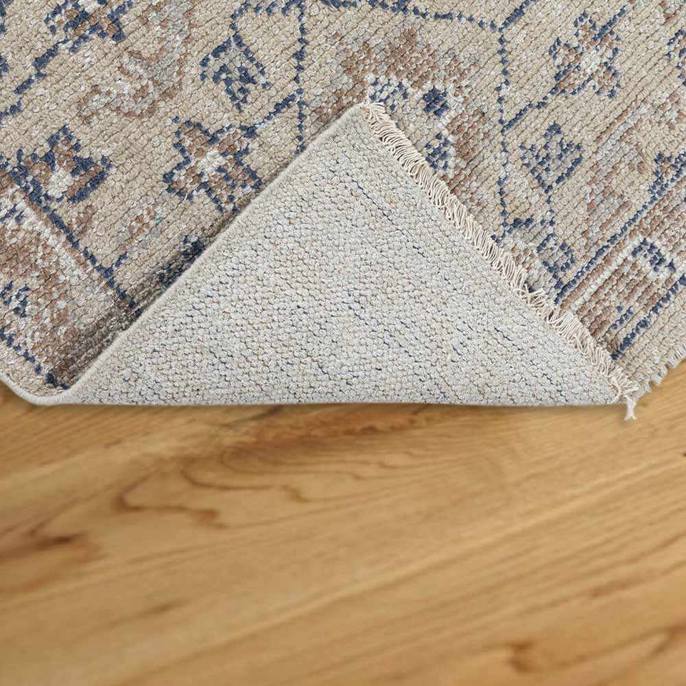 Finial Hand Knotted Rug